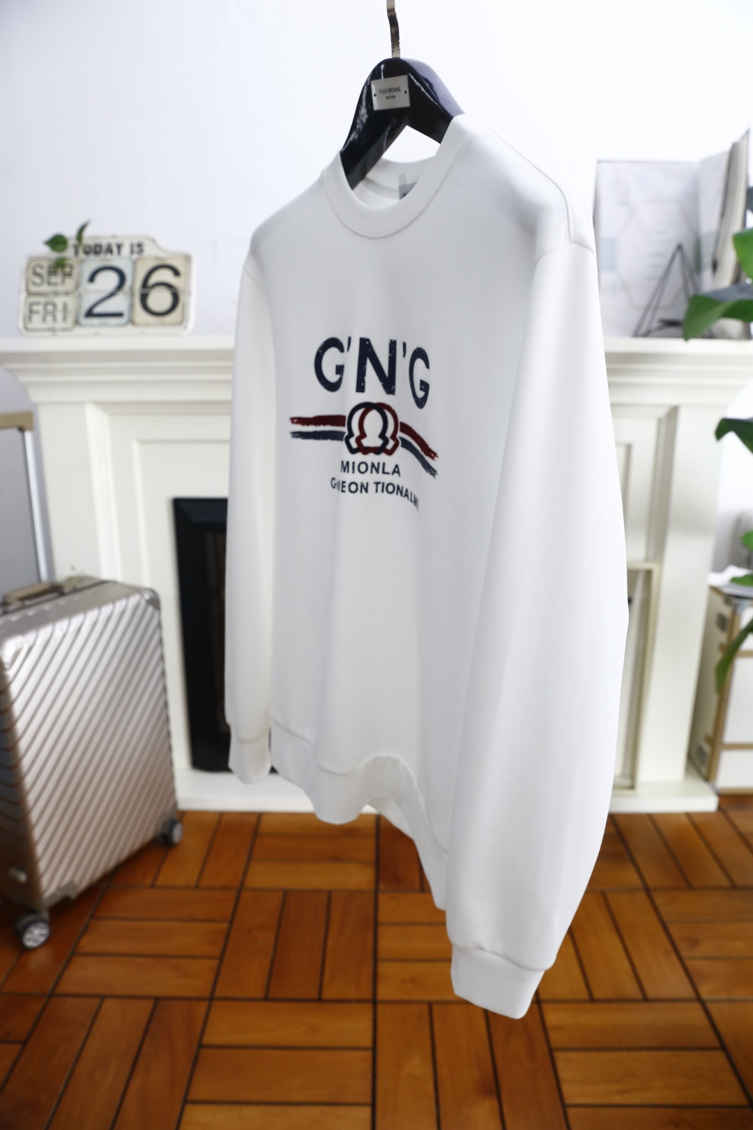 🔥蒙口/Mon*ler.2025秋季新品男士套头卫衣！奢华经典品牌定制LOGO搭配👍🏼采用高档顶级🔝面料