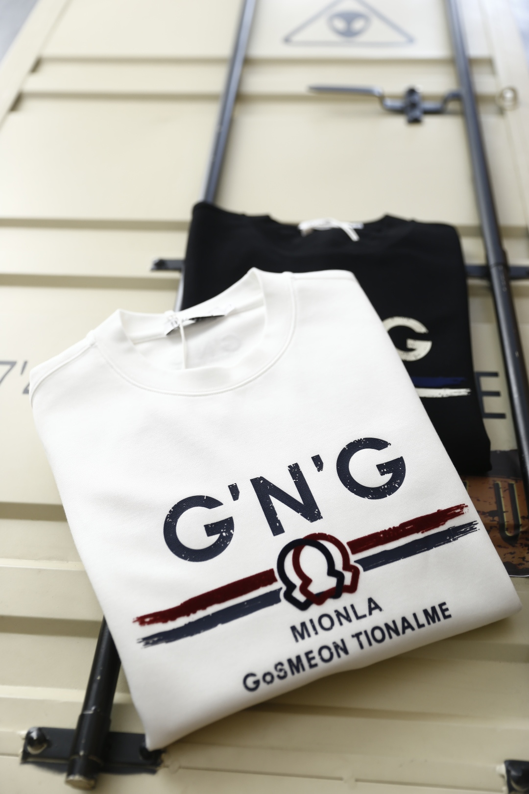 🔥蒙口/Mon*ler.2025秋季新品男士套头卫衣！奢华经典品牌定制LOGO搭配👍🏼采用高档顶级🔝面料