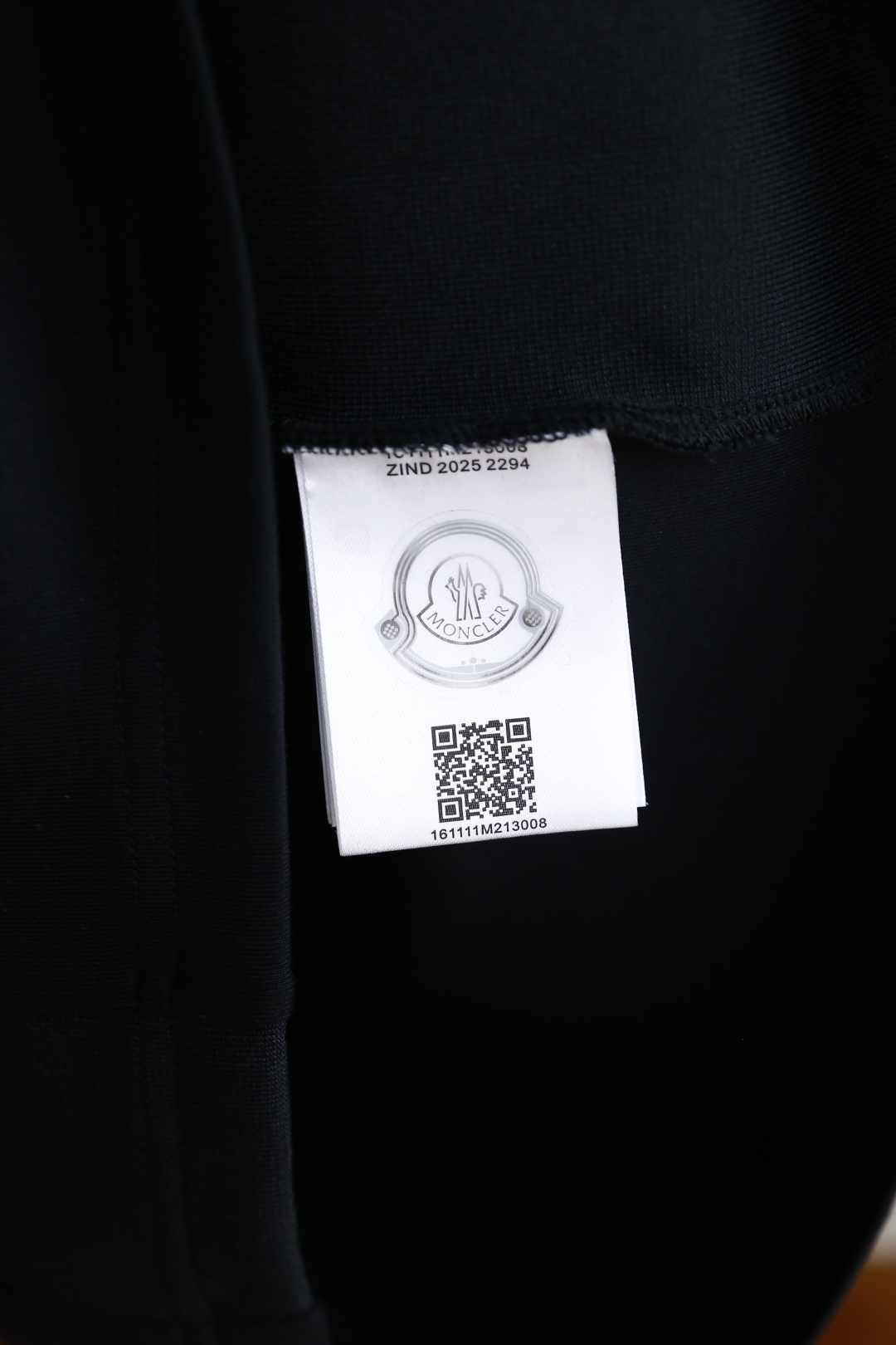 🔥蒙口/Mon*ler.25秋季新品男士打底长袖衫！经典圆领设计！胸前品牌原版LOGO搭配🔥采用舒适柔软