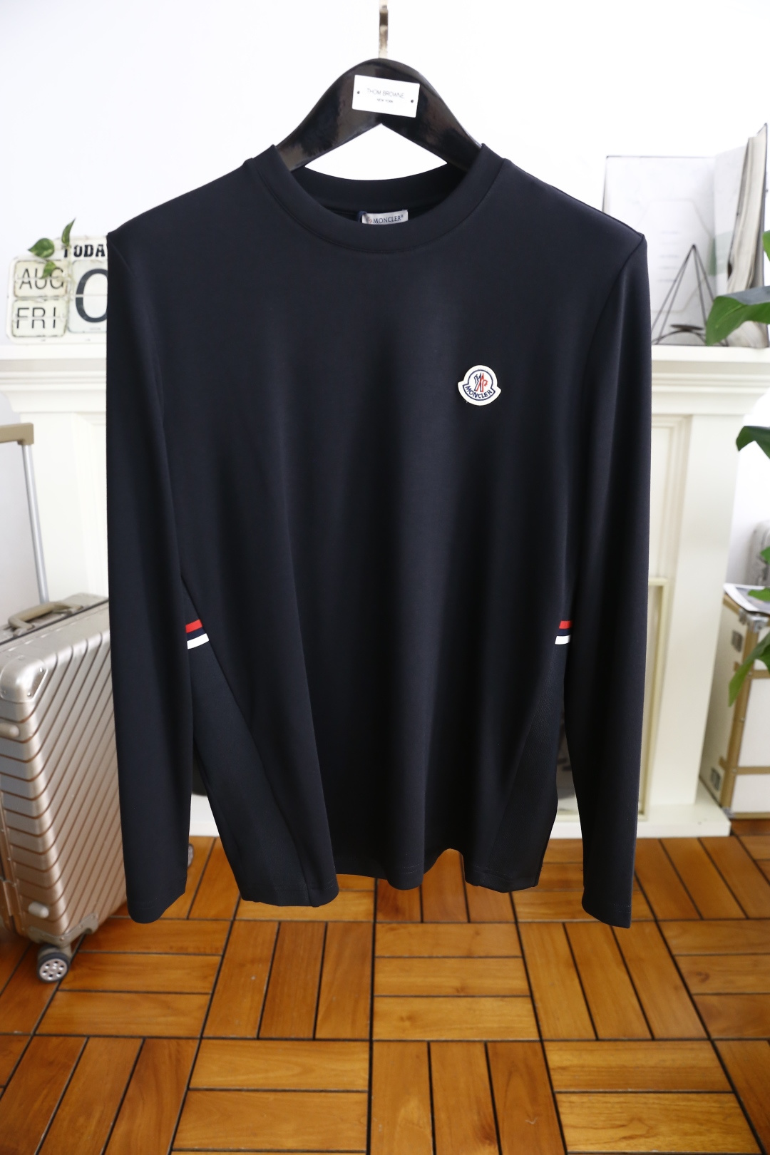 🔥蒙口/Mon*ler.25秋季新品男士打底长袖衫！经典圆领设计！胸前品牌原版LOGO搭配🔥采用舒适柔软