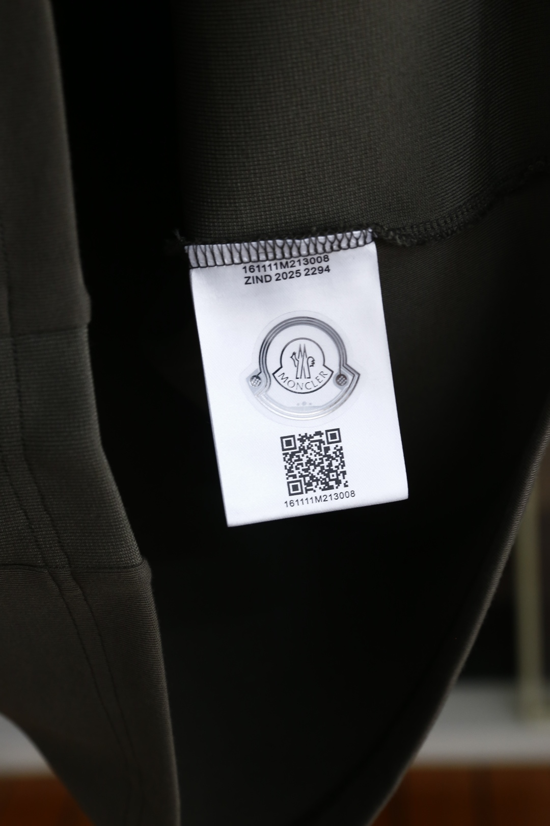 🔥蒙口/Mon*ler.25秋季新品男士打底长袖衫！经典圆领设计！胸前品牌原版LOGO搭配🔥采用舒适柔软