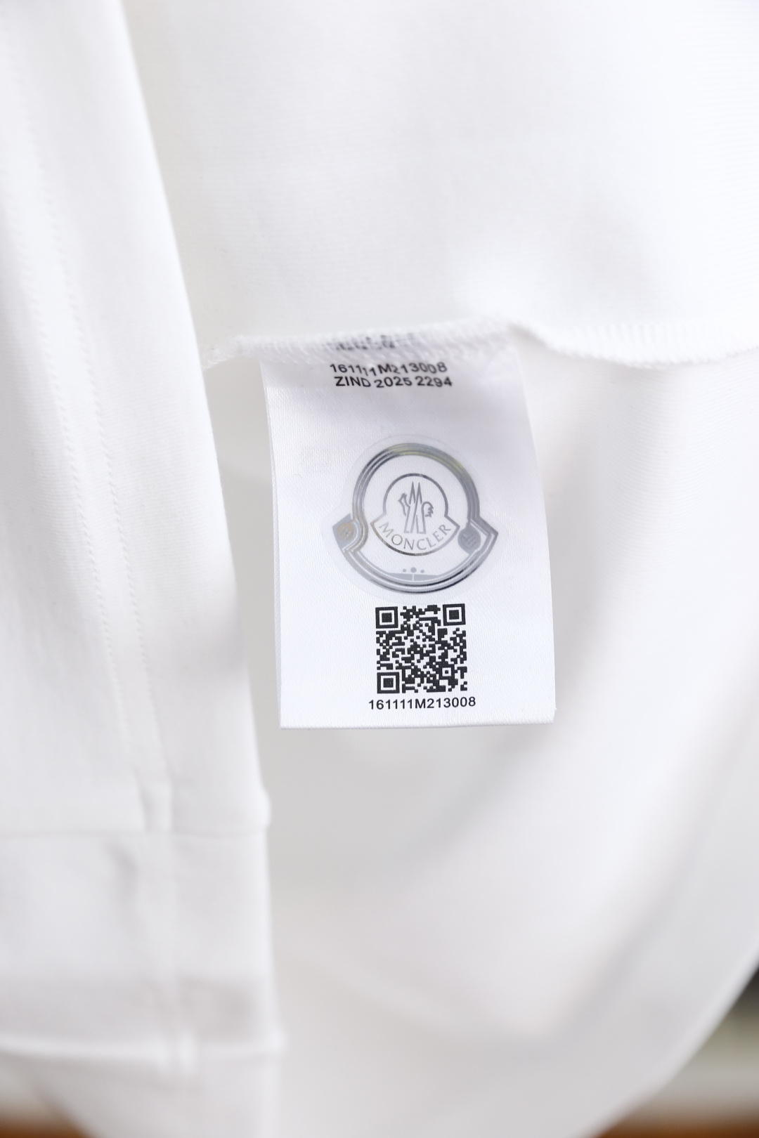 🔥蒙口/Mon*ler.25秋季新品男士打底长袖衫！经典圆领设计！胸前品牌原版LOGO搭配🔥采用舒适柔软