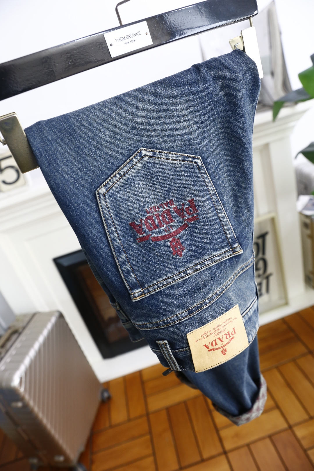 🔥普拉*/Pr*da.25秋季新品时尚男士牛仔裤👖采用客供水洗弹力牛仔裤！奢华经典品牌字母Logo设计！