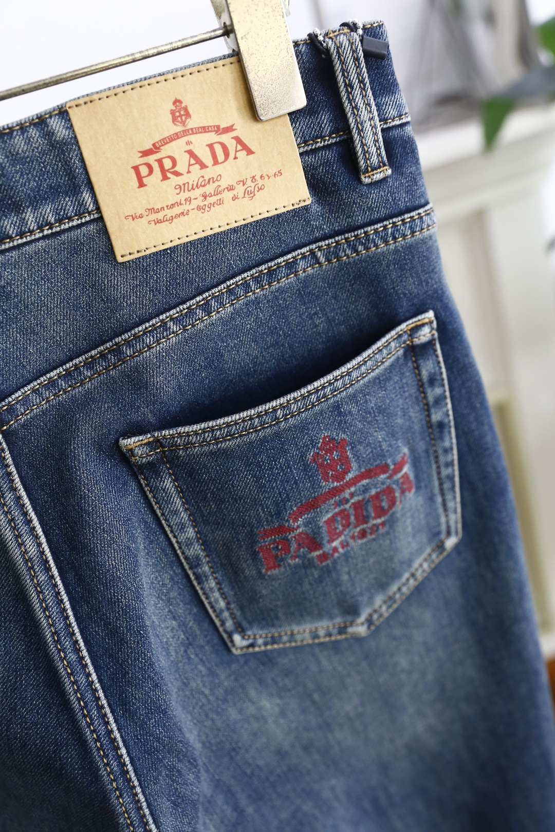 🔥普拉*/Pr*da.25秋季新品时尚男士牛仔裤👖采用客供水洗弹力牛仔裤！奢华经典品牌字母Logo设计！