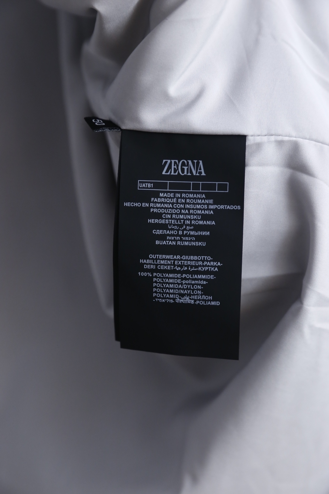 🔥杰尼亚/Ze*na.2025秋季新款🆕时尚男士翻领外套👍🏼奢华品牌经典元素设计👍高级定制 任何人都可以