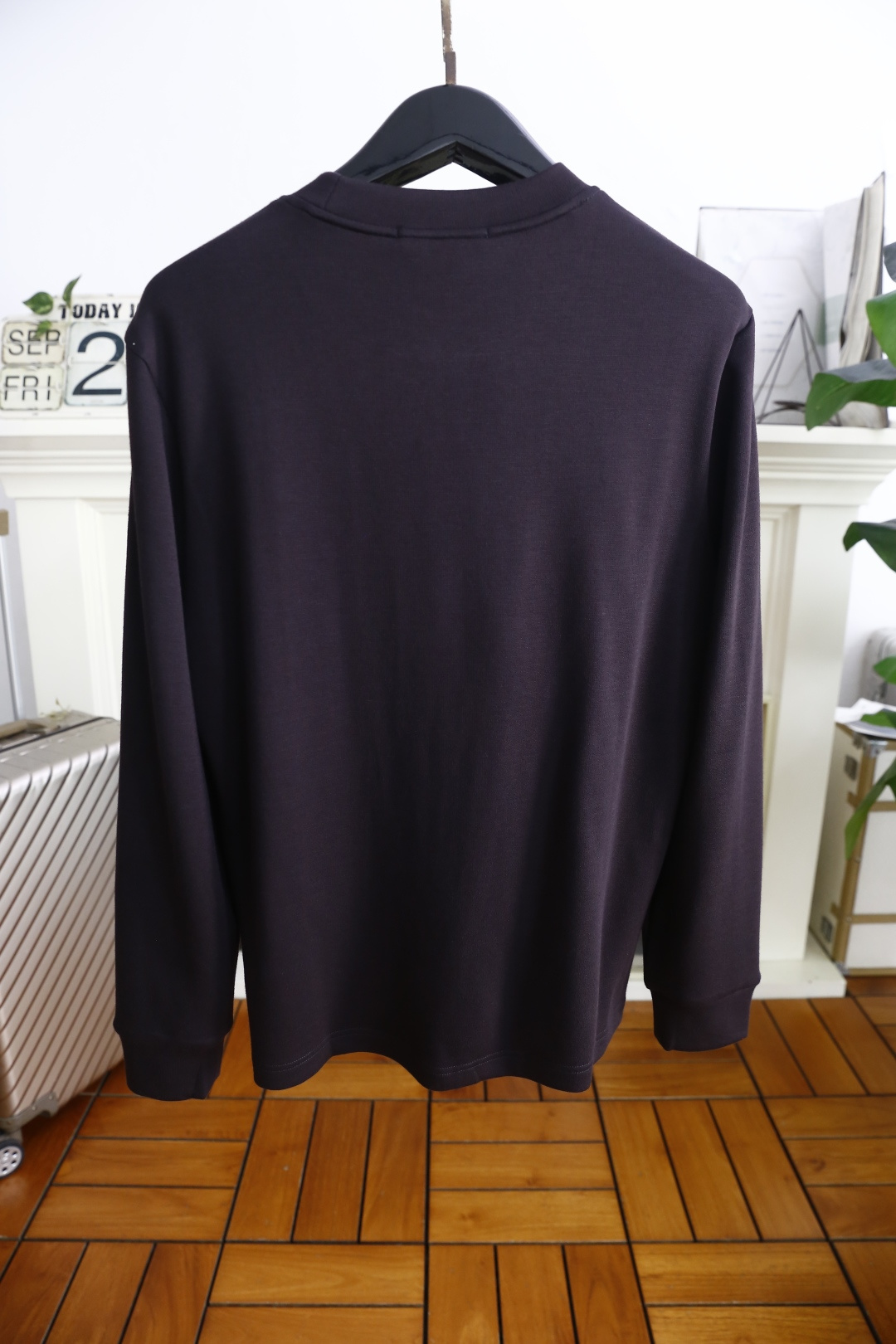 🔥杜嘉班纳.2025秋冬新款男士长袖卫衣🆕经典圆领设计！采用舒适保暖面料！上身百搭👍胸前奢华经典定制Lo