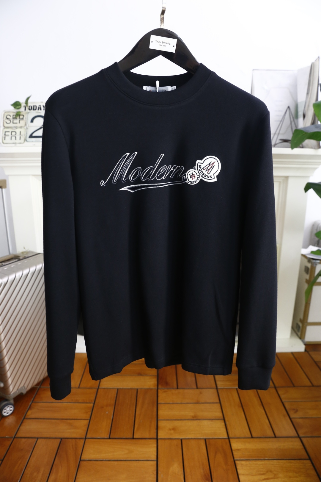 🔥蒙口/Mon*ler.25秋季新品男士长袖🆕经典圆领设计！奢华经典品牌定制LOGO搭配🔥面料采用舒适棉