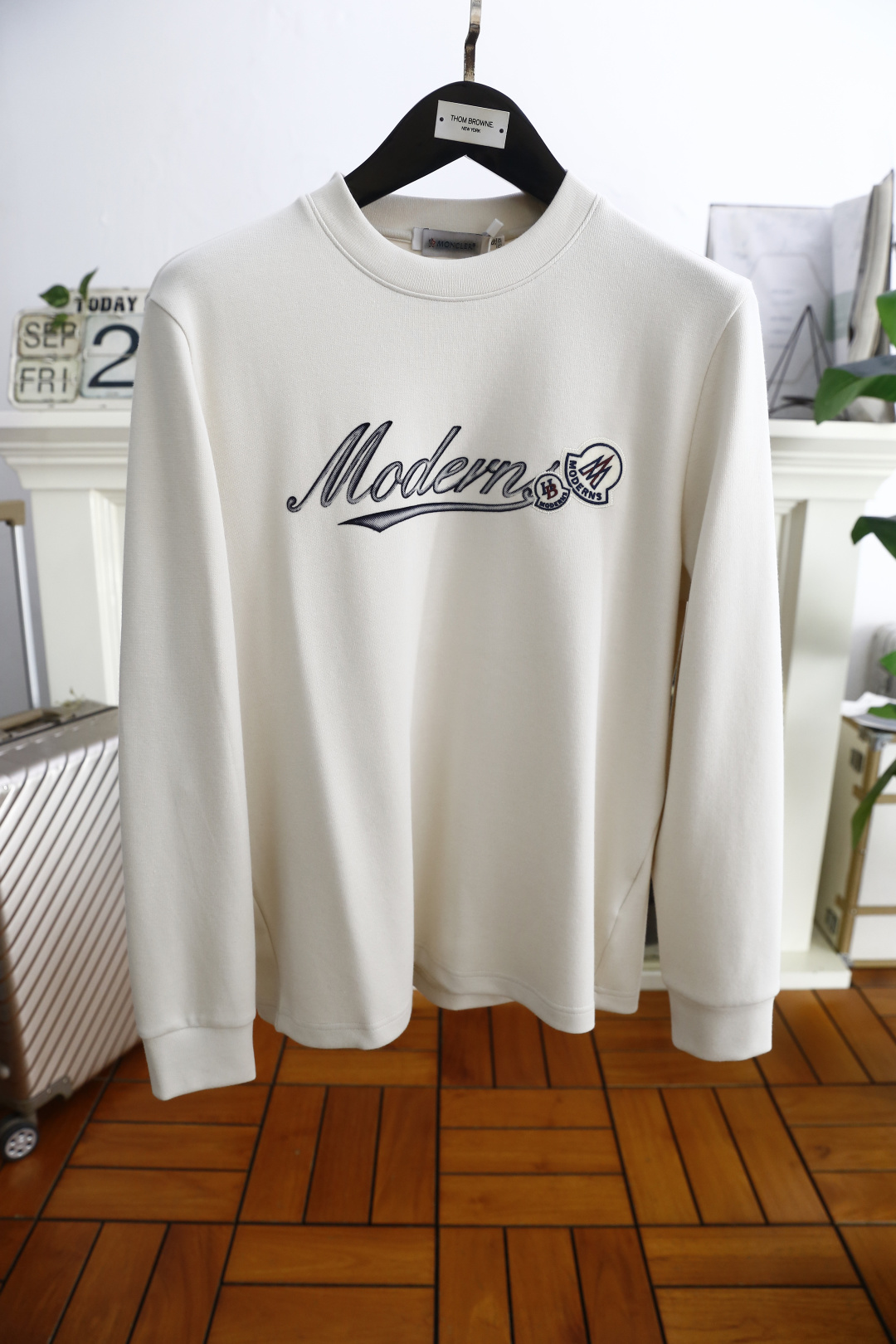 🔥蒙口/Mon*ler.25秋季新品男士长袖🆕经典圆领设计！奢华经典品牌定制LOGO搭配🔥面料采用舒适棉