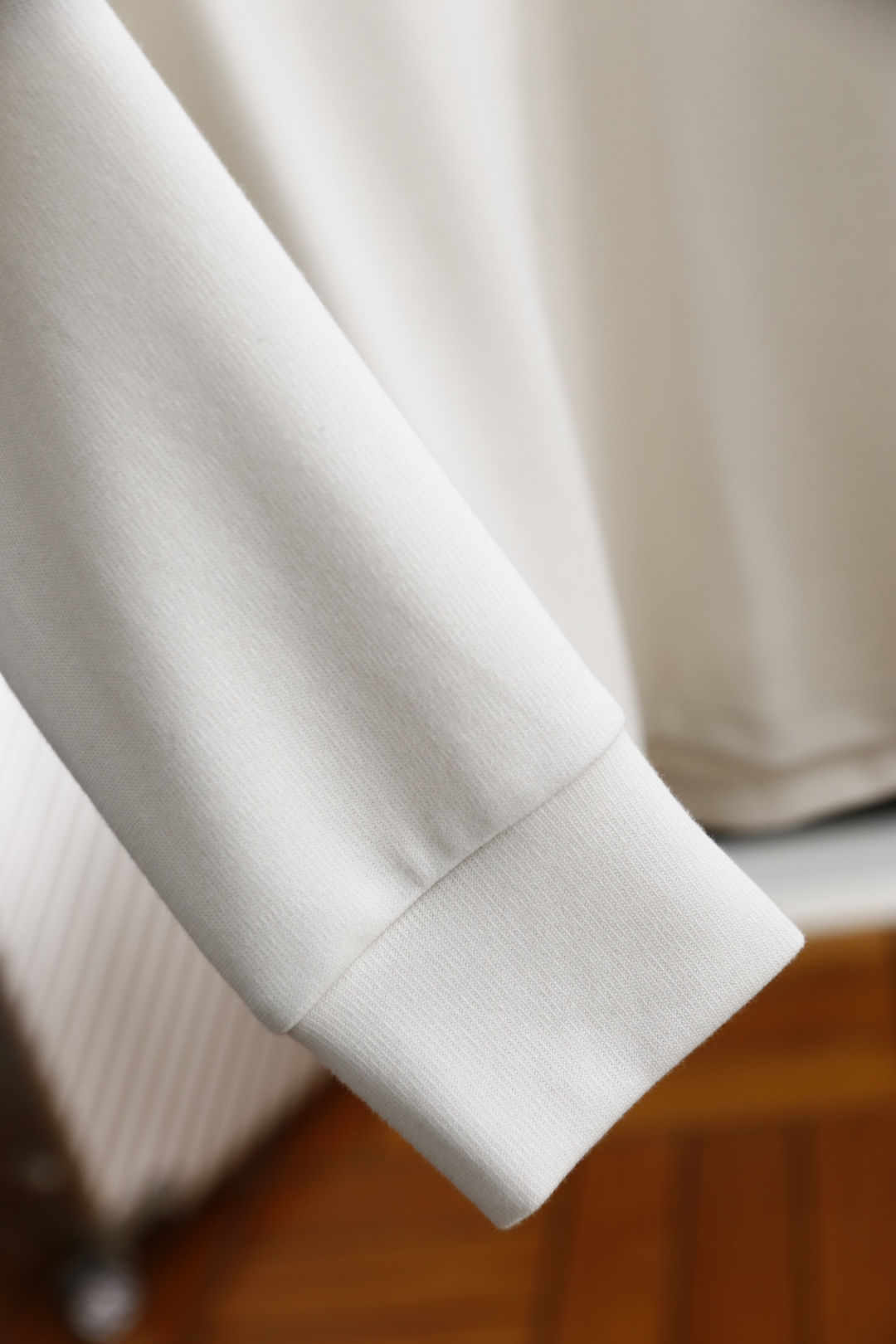 🔥蒙口/Mon*ler.25秋季新品男士长袖🆕经典圆领设计！奢华经典品牌定制LOGO搭配🔥面料采用舒适棉