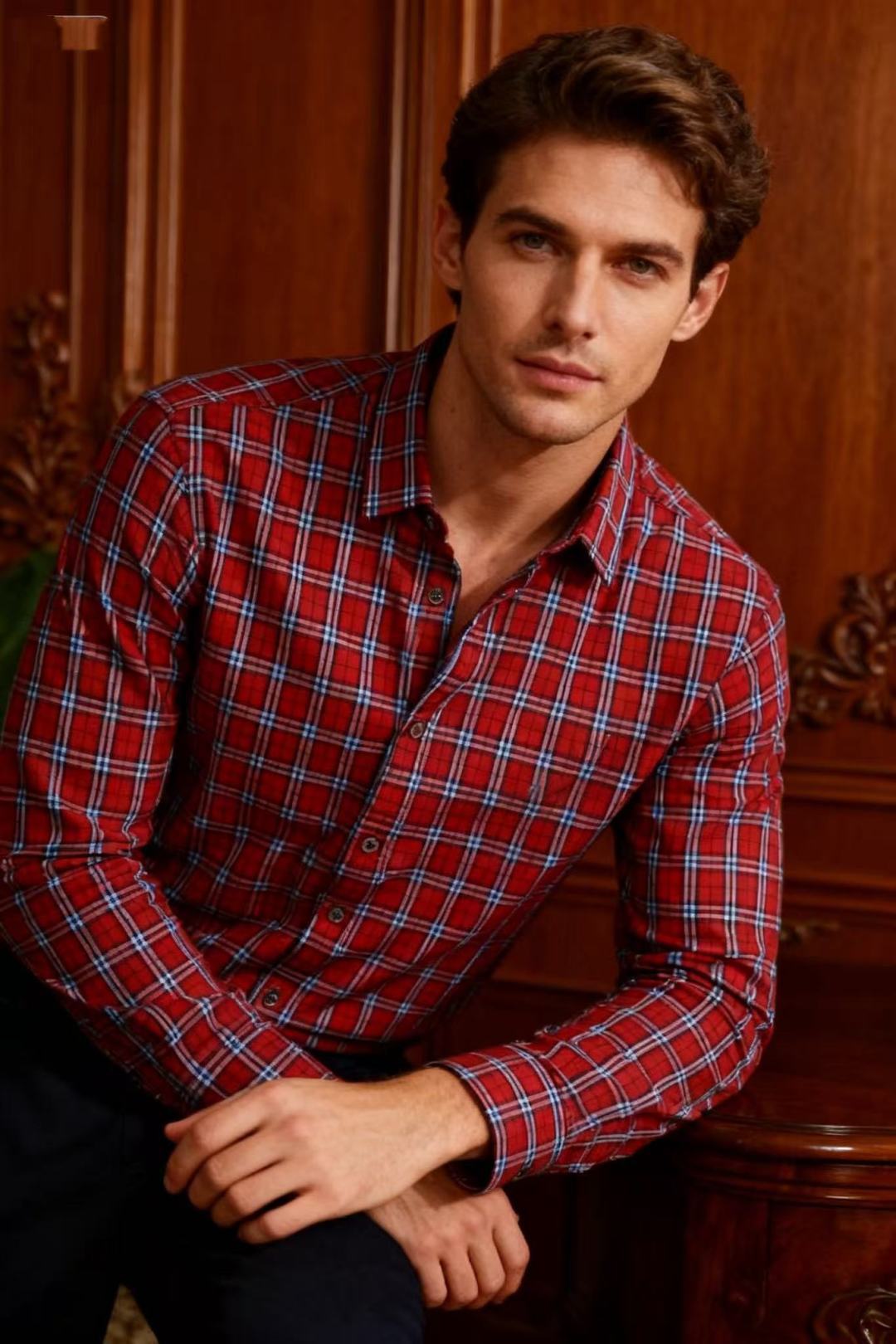 NO:600869,Burberry/Burb*rry. 25 new autumn men’s fashion classic plaid shirt is super handsome!  The same item from European counters, versatile!  Luxurious classic brand elements are designed with fashionable buttons, which not only create a dazzling luxury effect, but also show the super charm of top brands. The custom-made imported fabrics are made of high-weight materials and have a very delicate texture. The details and craftsmanship are exquisite. The accessories are all supplied by foreign customers. It is a highly fashionable single product. Its appearance on the street is absolutely eye-catching. It is a perfect piece of equipment!  Counter sizes 48-56, shipped the next day!  ,,burberry,burberry,shirts,alexander wang19860909巴宝丽/Burb*rry. 25秋季新品男士时尚经典格子衬衫上身超帅！欧洲专柜同款单品,随意百搭！奢华经典品牌元素设计时尚纽扣搭配出流光溢彩奢华效果的同时更显现顶级品牌的超级魅力所在,客供进口定制面料高克重材质,质感非常细腻,细节工艺精湛考究,辅料皆为外商客供,塑造性极高的一款单品,出街造型绝对招眼吸睛,万里挑一的绝佳装备！专柜尺码48-56,隔天出货！,,burberry,burberry,shirts,alexander wang,Men's clothing