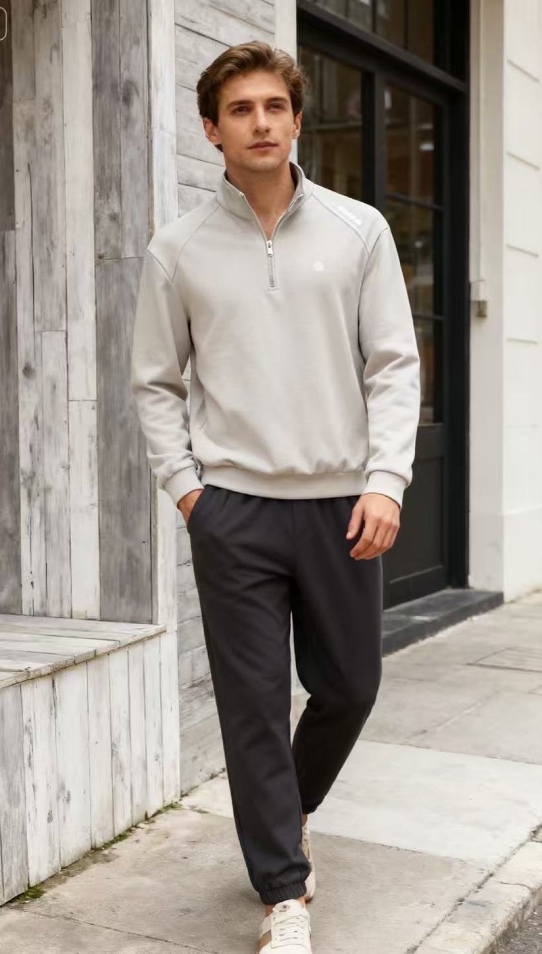 NO:596590,LULU. New autumn men's half-zip stand-up collar sweatshirt!  Made of comfortable and warm cotton fabric with luxury brand LOGO on the chest!  Classic half zipper stand collar design, classic long sleeve style!  The texture is soft and comfortable, the style is casual and sporty, suitable for daily wear or light sports scenes, both fashionable and practical. Sizes 46-56, shipped next day!  ,,hoodie,sweatshirts,alexander wang19860909LULU. 秋季新款男士半拉链立领卫衣！采用舒适保暖棉面料胸前奢华品牌LOGO搭配！经典半拉链立领设计,经典长袖款式！质感柔软舒适,风格休闲运动,适合日常穿搭或轻度运动场景,兼具时尚与实用性. 尺码46-56,隔天出货！,,hoodie,sweatshirts,alexander wang,Men's clothing