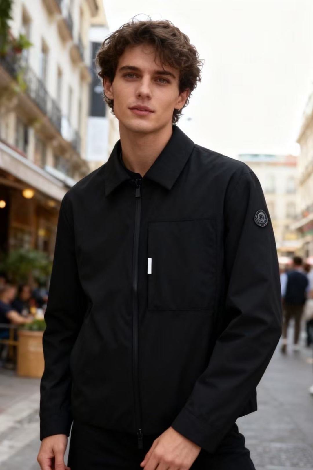 NO:596168,Mon*ler. New products for autumn and winter 2025!  Stylish men's lapel down jacket!  Super invincible warm collar details, fashionable lapel design will not make the overall look too bloated, luxury official website brand classic LOGO design, very particular about details, mature men’s favorite version, the upper body effect of the version is good-looking and versatile  The interior is filled with the new national standard 90 duck down products from foreign trade companies, original customized model, urban trendy product, slim fit, simple and trendy design, suitable for any combination in life, fashionable model, shipped from domestic first-line factories, counter size: 48-56, shipped the next day!  ,,Moncler,jackets & coats,down jacket,alexander wang19860909蒙口/Mon*ler. 2025秋冬新品！时尚男士翻领羽绒服外套！超级无敌保暖领口细节时尚翻领设计不会显得整体造型太过臃肿,奢华官网品牌经典LOGO设计 细节非常讲究 品味轻熟男最爱版型 版型上身效果炒鸡好看百搭 内里采用新国标90鸭绒填充外贸公司货品,原版订制款,都市潮流品,修身剪裁,简约潮流风设计,生活任意搭配,时尚款,国内一线工厂出货专柜尺码:48-56,隔天出货！,,Moncler,jackets & coats,down jacket,alexander wang,Men's clothing