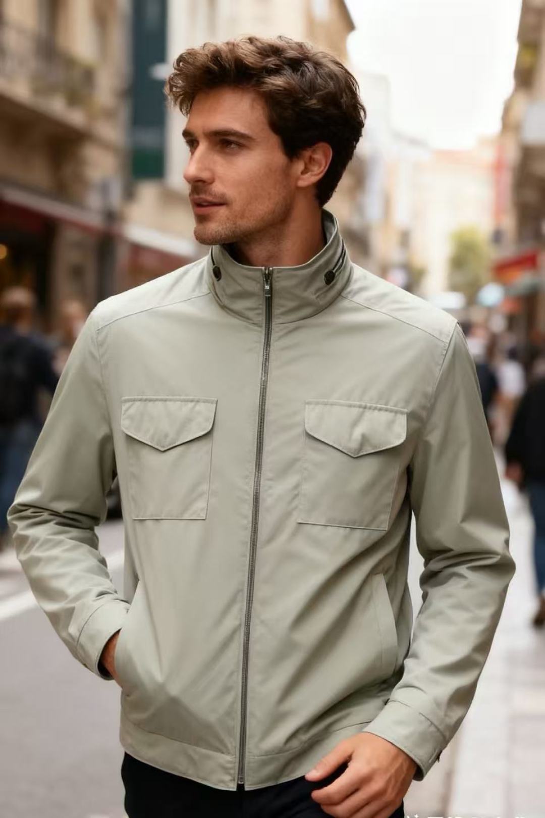 NO:599965,LP. 2025 new autumn and winter fashionable men's light green shirt jacket, with a stand-up collar design, an invisible zipper placket on the front, and two work patch pockets on the front. The overall style combines mountain outdoor and urban leisure. The fabric is light and crisp, suitable for seasons with moderate temperatures such as spring. It can be worn alone or layered, and it is suitable for pairing with overalls or jeans. Sizes 48-56, shipped the next day!  ,,loro piana,jeans,jackets & coats,shirts,alexander wang19860909LP. 2025秋冬新款时尚男士浅绿色衬衫款外套,采用立领设计,正面为隐形拉链门襟,前片有两个工装贴袋,整体风格兼具山系户外与都市休闲感,面料轻便挺括,适合春季等气温适中的季节,可单穿或内搭,搭配工装裤或牛仔裤都很合适.尺码48-56,隔天出货！,,loro piana,jeans,jackets & coats,shirts,alexander wang,Men's clothing
