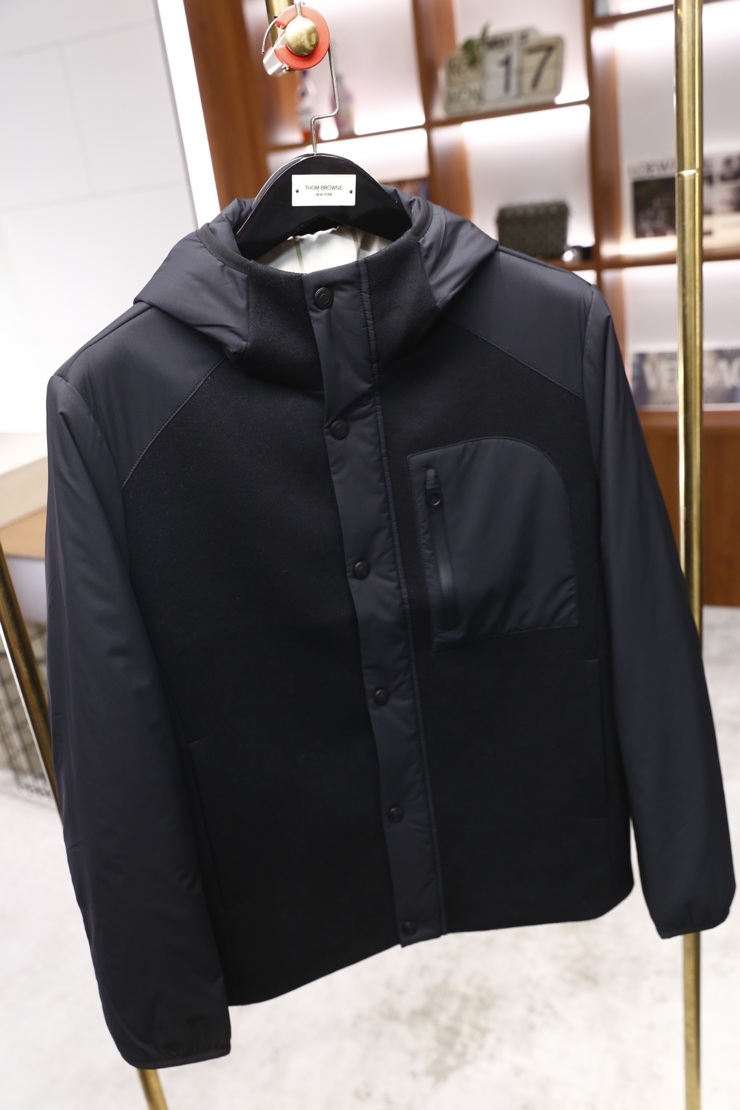 🔥lP🆕.2025秋冬新品时尚男士连帽夹克！舒适百搭，人气极高的一款单品！奢华经典品牌定制LOGO搭配👍