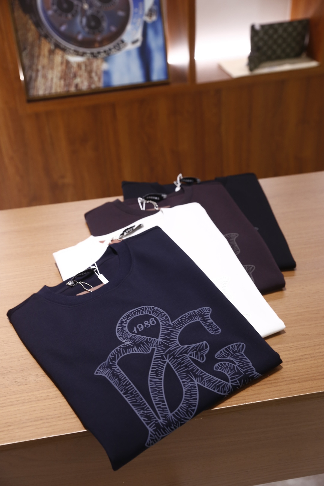 🔥杜嘉班纳/Dolce & Gabbana.2025秋季新款！时尚男士圆领短袖🍃采用进口舒适保暖棉面料👍