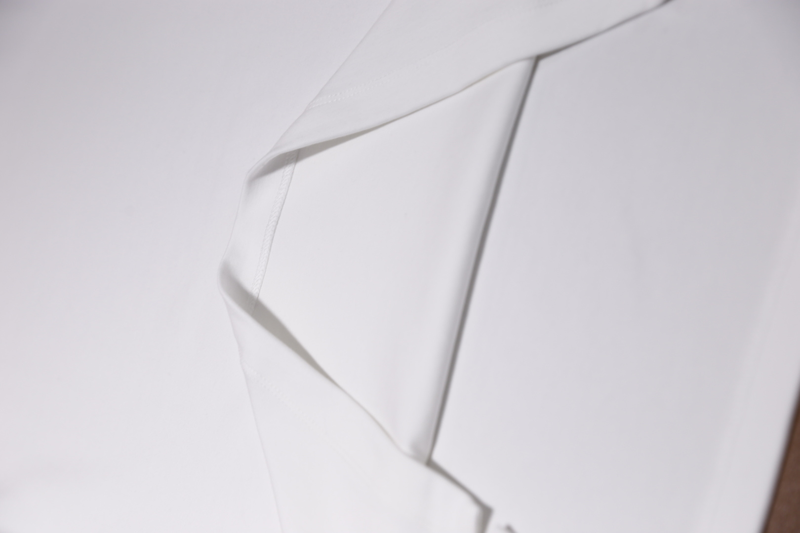 🔥杰尼*/Ze*na.2025秋季新品！时尚男士短袖打底衫！经典圆领设计🆕奢华经典净版元素搭配👍整体版型