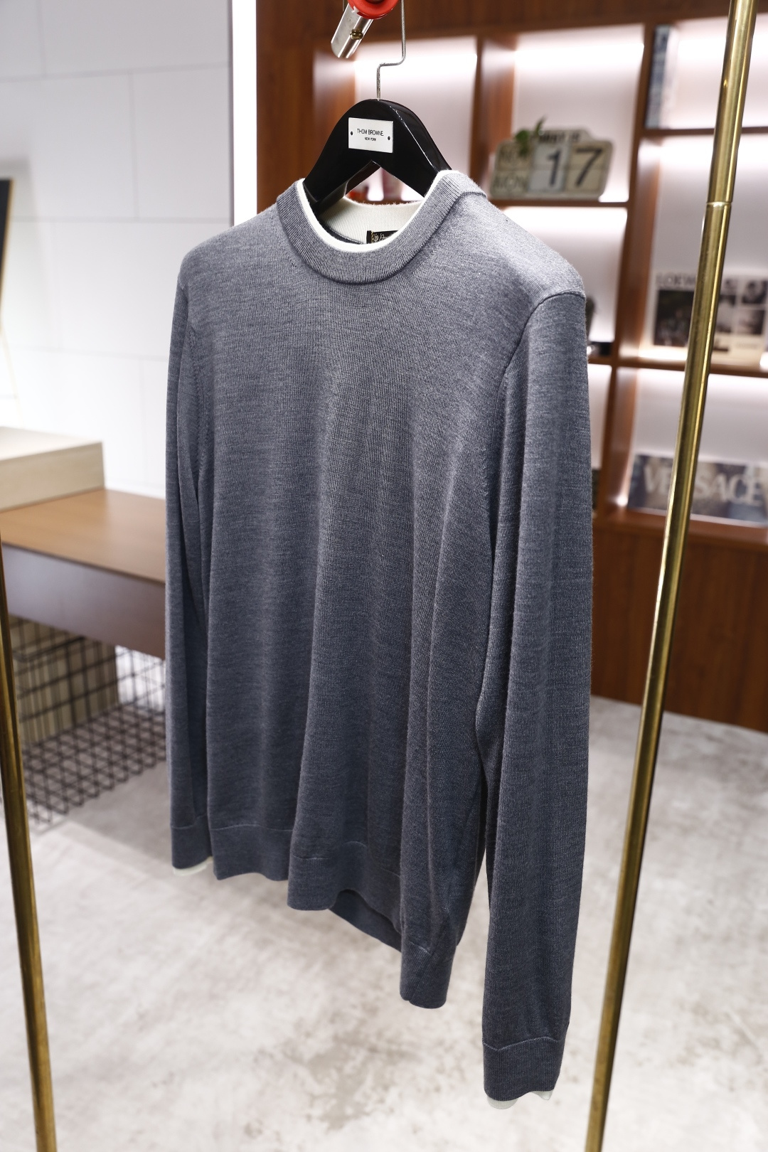 🔥杰尼*/Ze*na.2025秋冬新款男士经典假两件针织衫👍采用高档顶级针织面料，舒适保暖极佳 可防静电