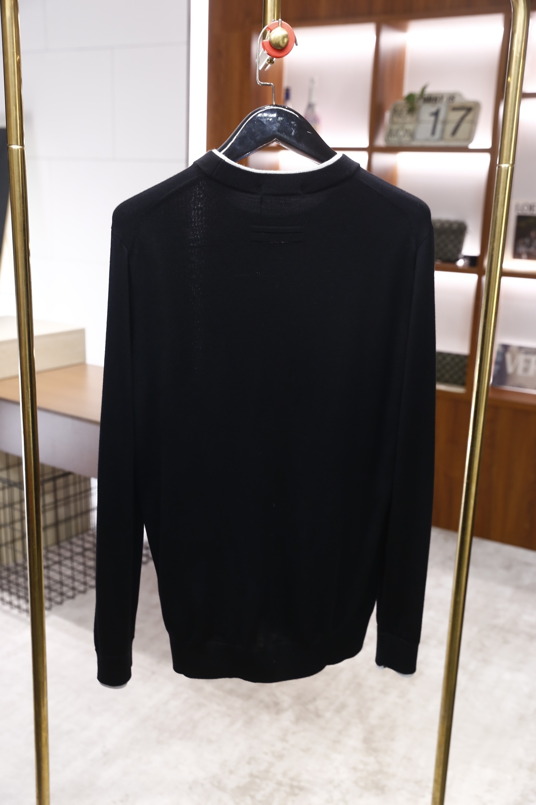 🔥杰尼*/Ze*na.2025秋冬新款男士经典假两件针织衫👍采用高档顶级针织面料，舒适保暖极佳 可防静电