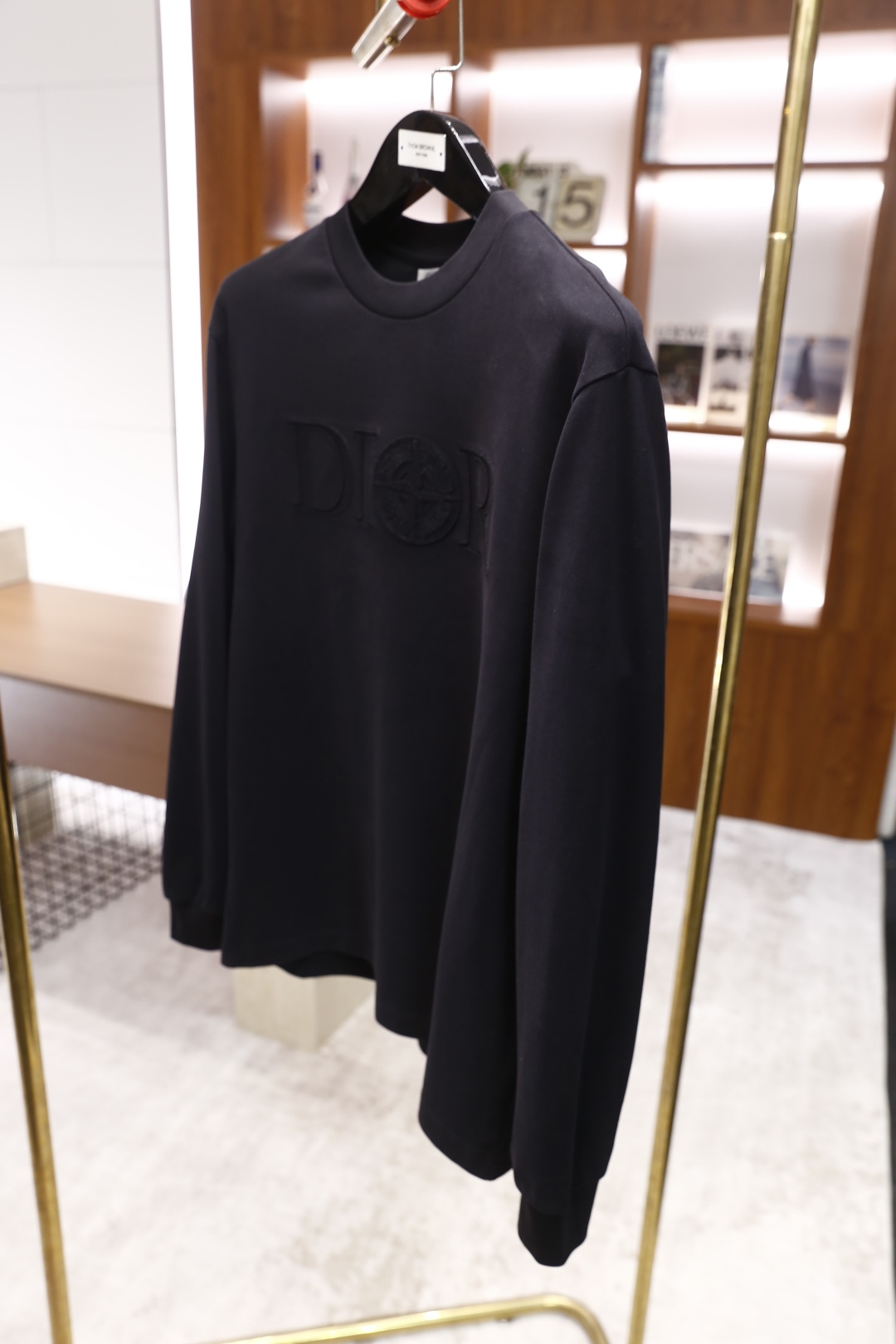 🔥迪奥/Christian D*or.2025秋冬新款男士长袖卫衣🆕经典圆领设计！采用舒适保暖面料！上身