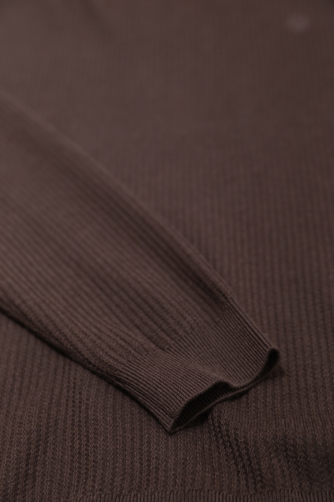 🔥lP🆕.2025秋季新品男士长袖羊毛衫👍🏼独家呈现！奢华品牌LOGO搭配✅超级百搭极符合美学基调的一款