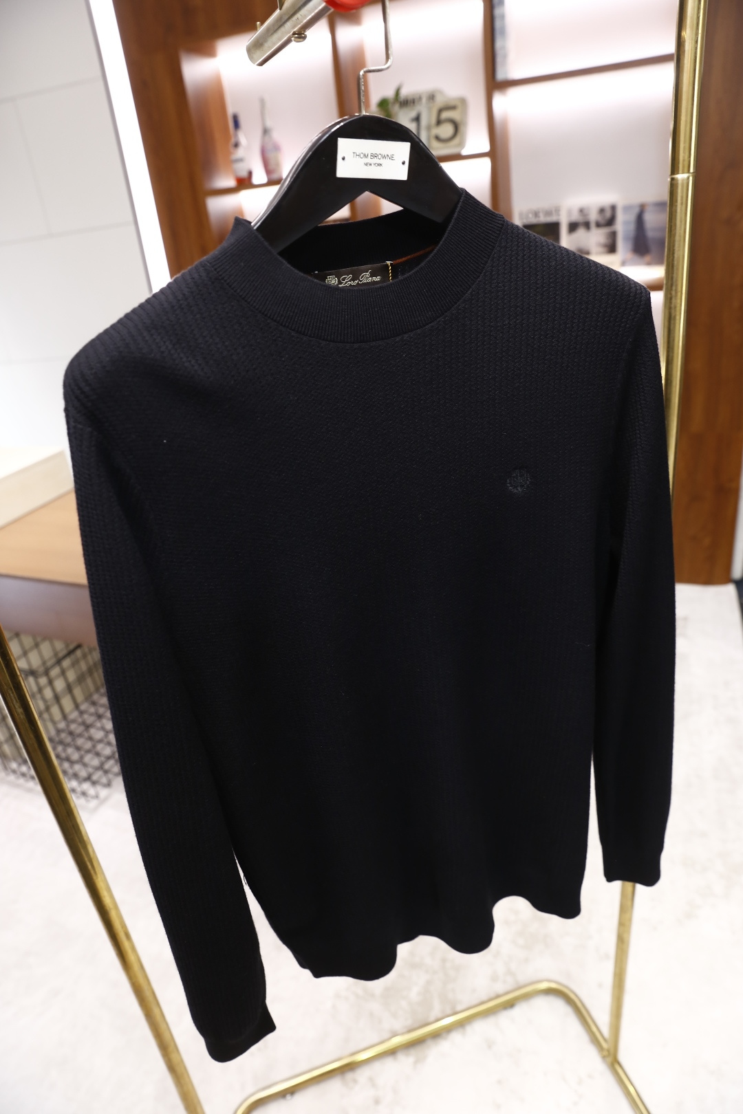 🔥lP🆕.2025秋季新品男士长袖羊毛衫👍🏼独家呈现！奢华品牌LOGO搭配✅超级百搭极符合美学基调的一款