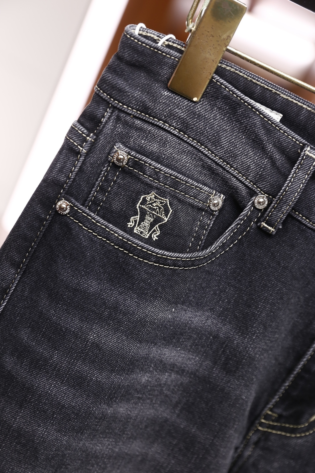 🔥Bc.25秋季新品时尚男士牛仔裤👖采用客供水洗弹力牛仔裤！奢华经典品牌原版Logo设计！时尚潮流因此已