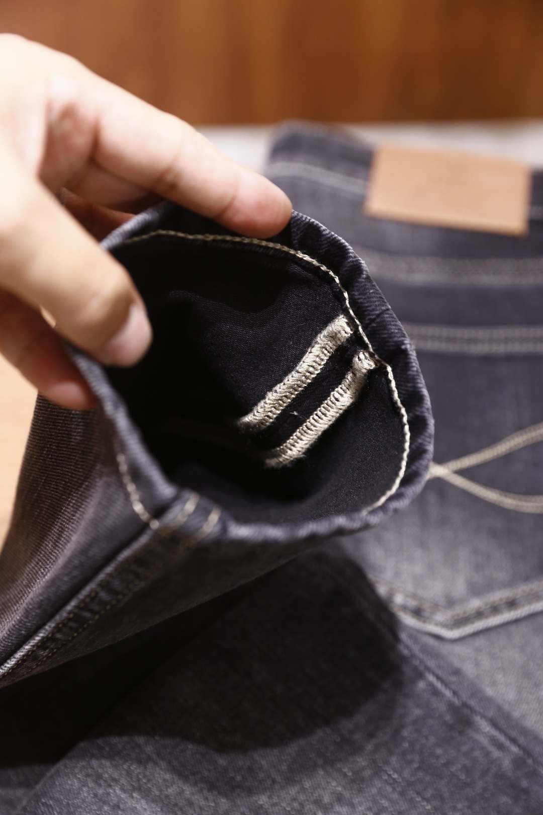 🔥Bc.25秋季新品时尚男士牛仔裤👖采用客供水洗弹力牛仔裤！奢华经典品牌原版Logo设计！时尚潮流因此已