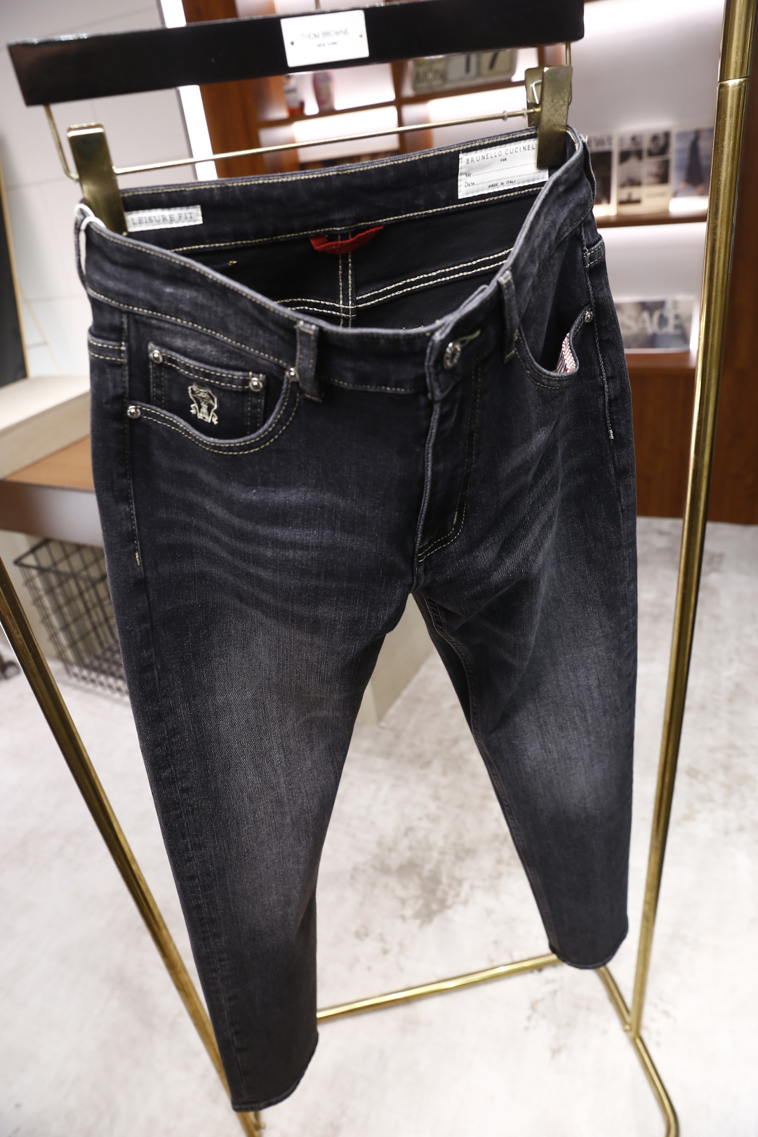 🔥Bc.25秋季新品时尚男士牛仔裤👖采用客供水洗弹力牛仔裤！奢华经典品牌原版Logo设计！时尚潮流因此已