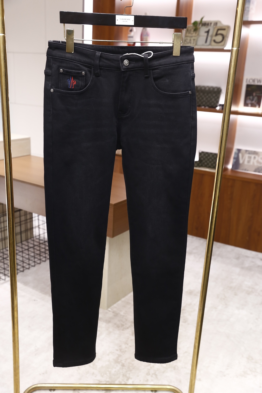 🔥蒙口/Mon*ler.25秋季新品时尚男士牛仔裤👖采用客供水洗弹力牛仔裤！奢华经典品牌Logo设计！时