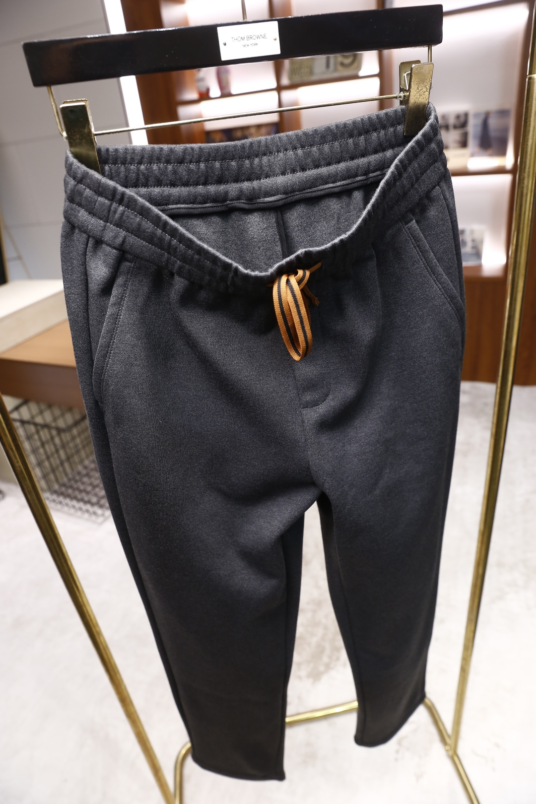 🔥杰尼*/Zeg*a.2025秋冬新款男士休闲裤🆕奢华经典品牌LOGO搭配👍采用舒适保暖棉面料！表面平滑