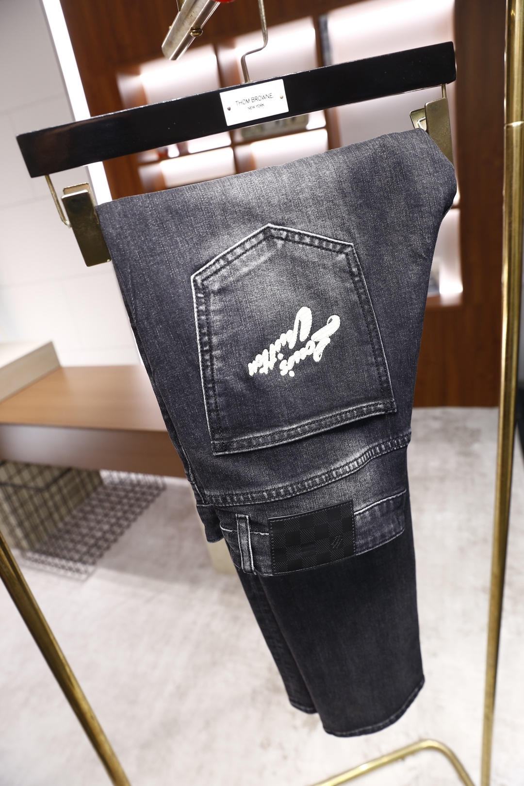 🔥路易威*/Lv.2025秋季新品原单高端男士牛仔裤！奢华经典品牌字母LOGO配饰 身穿着非常舒适 低调