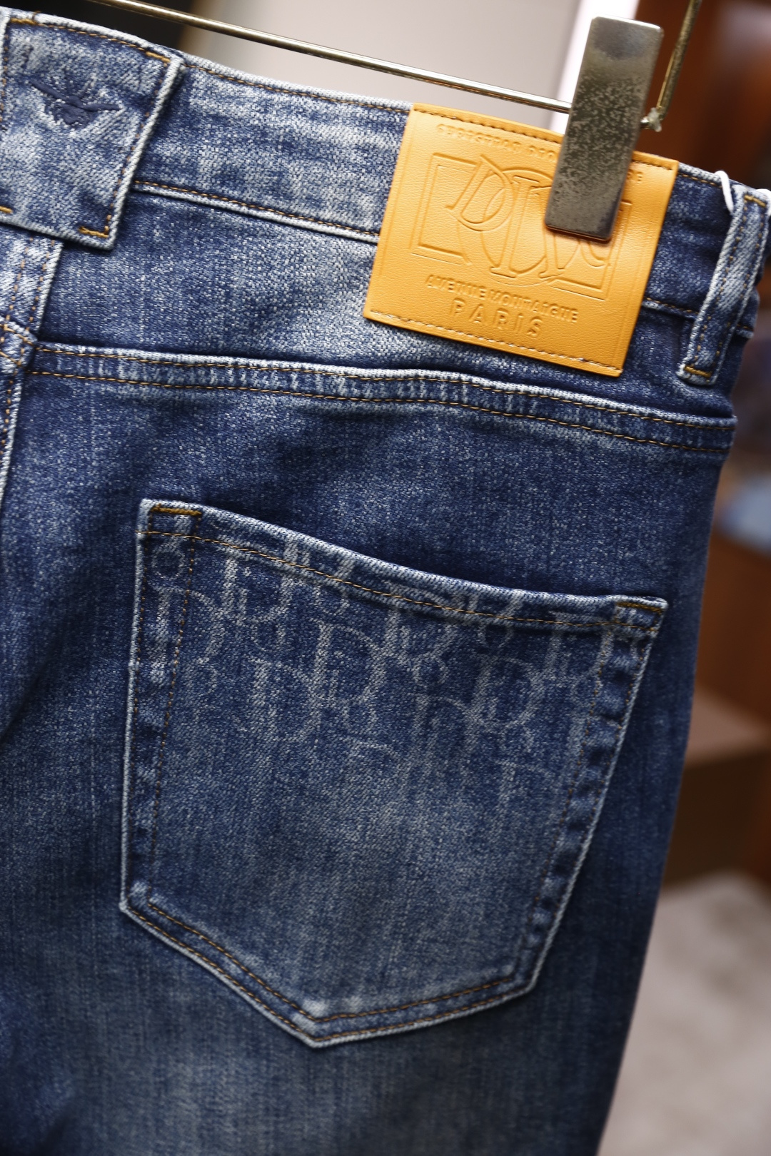 🔥迪奥/Christian D*or.25秋季新品时尚男士牛仔裤👖采用客供水洗弹力牛仔裤！奢华经典品牌字