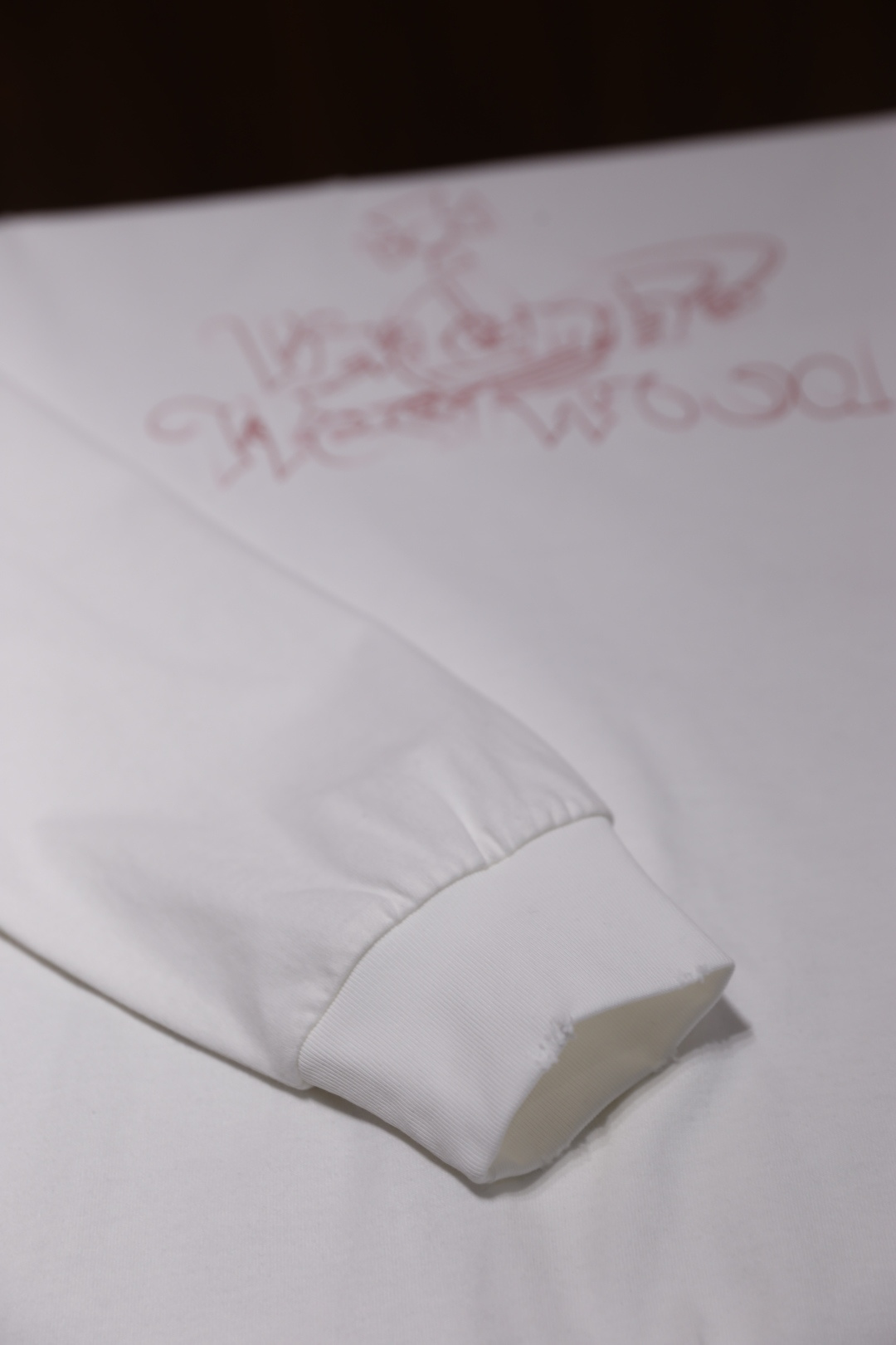 🔥西太后.2025秋冬新款男士长袖卫衣🆕经典圆领设计！采用舒适保暖纯棉面料！上身百搭👍胸前奢华经典字母L