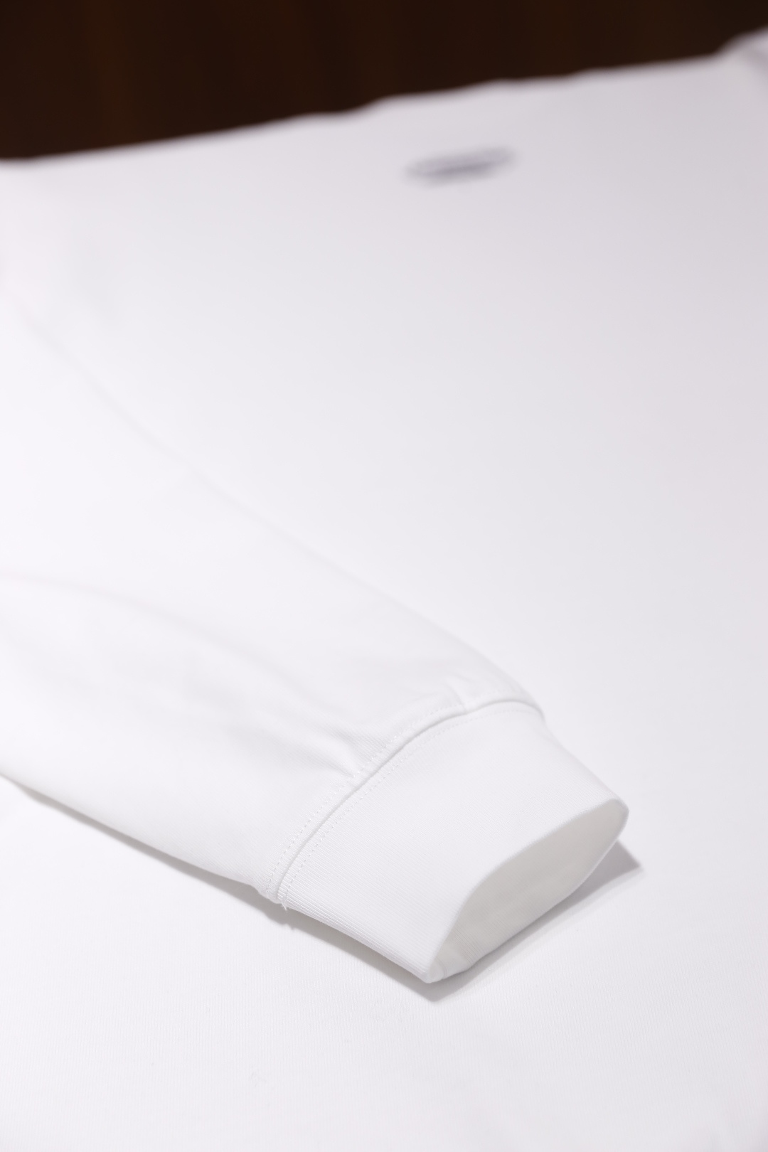 🔥迪奥/Christian D*or.2025秋冬新款男士长袖卫衣🆕经典圆领设计！采用舒适保暖面料！上身