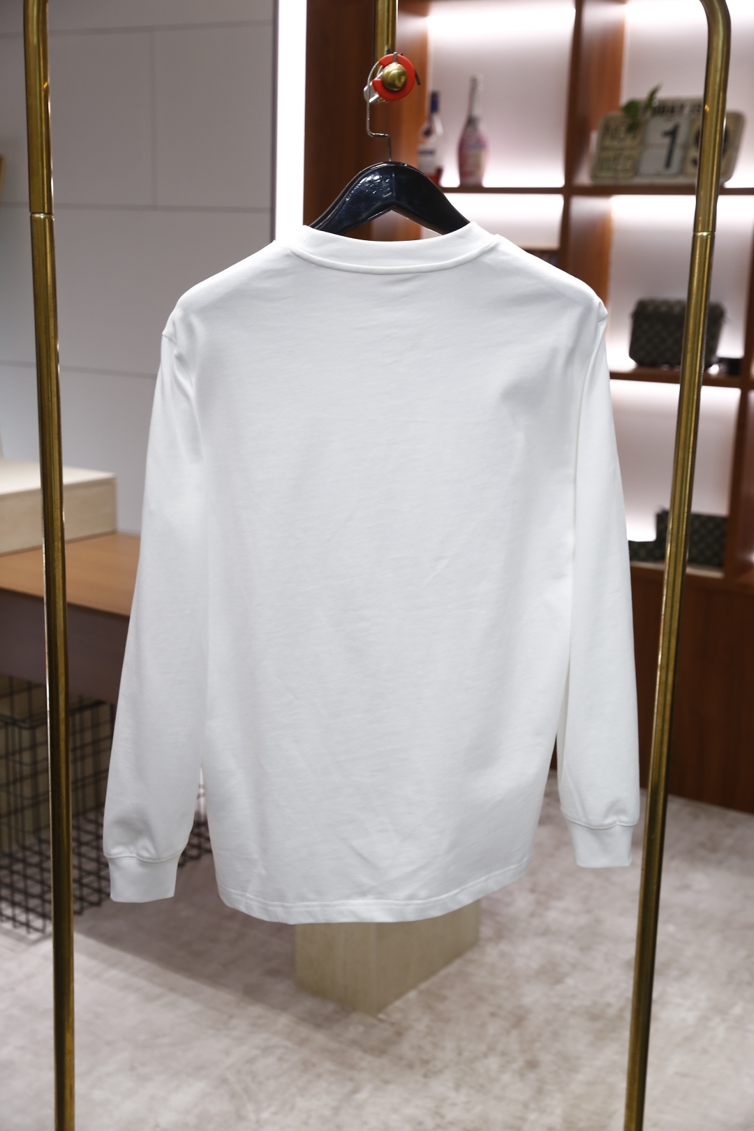 🔥迪奥/Christian D*or.2025秋冬新款男士长袖卫衣🆕经典圆领设计！采用舒适保暖面料！上身