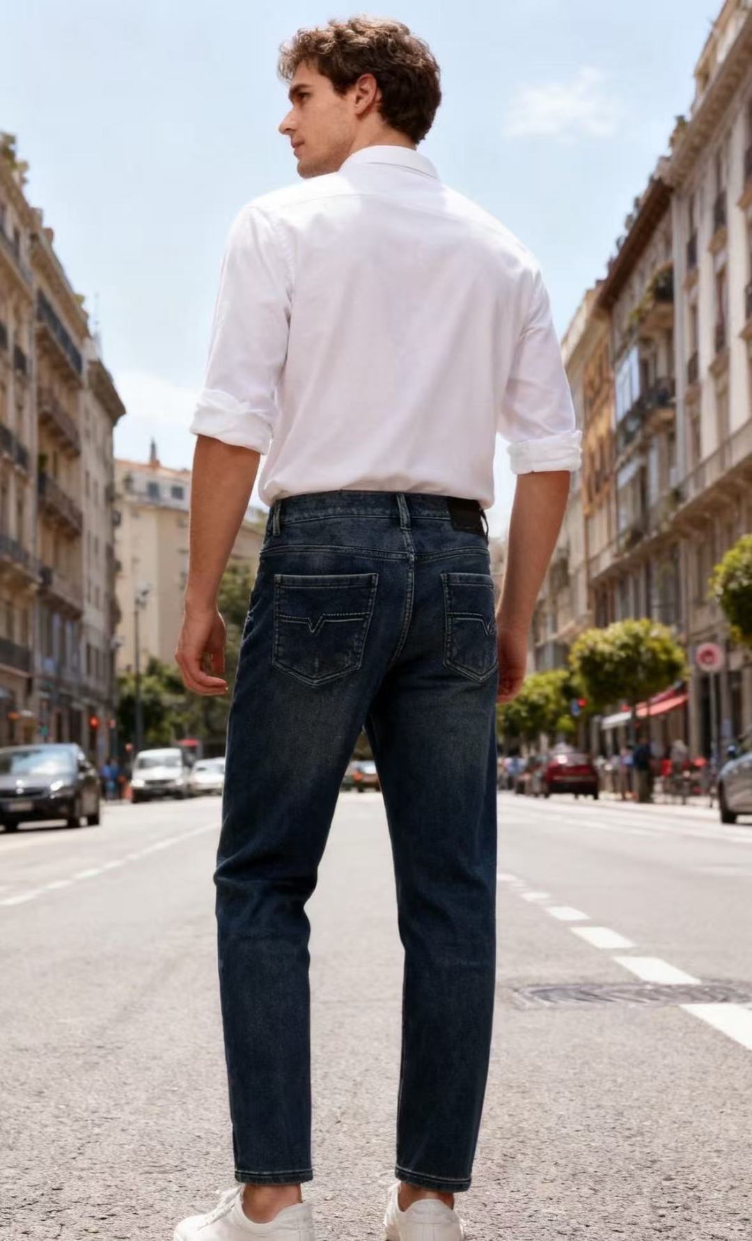 🔥杜嘉班纳.2025秋冬新款！时尚男士百搭牛仔裤👖采用客供水洗弹力牛仔裤！奢华经典Logo设计！时尚潮流