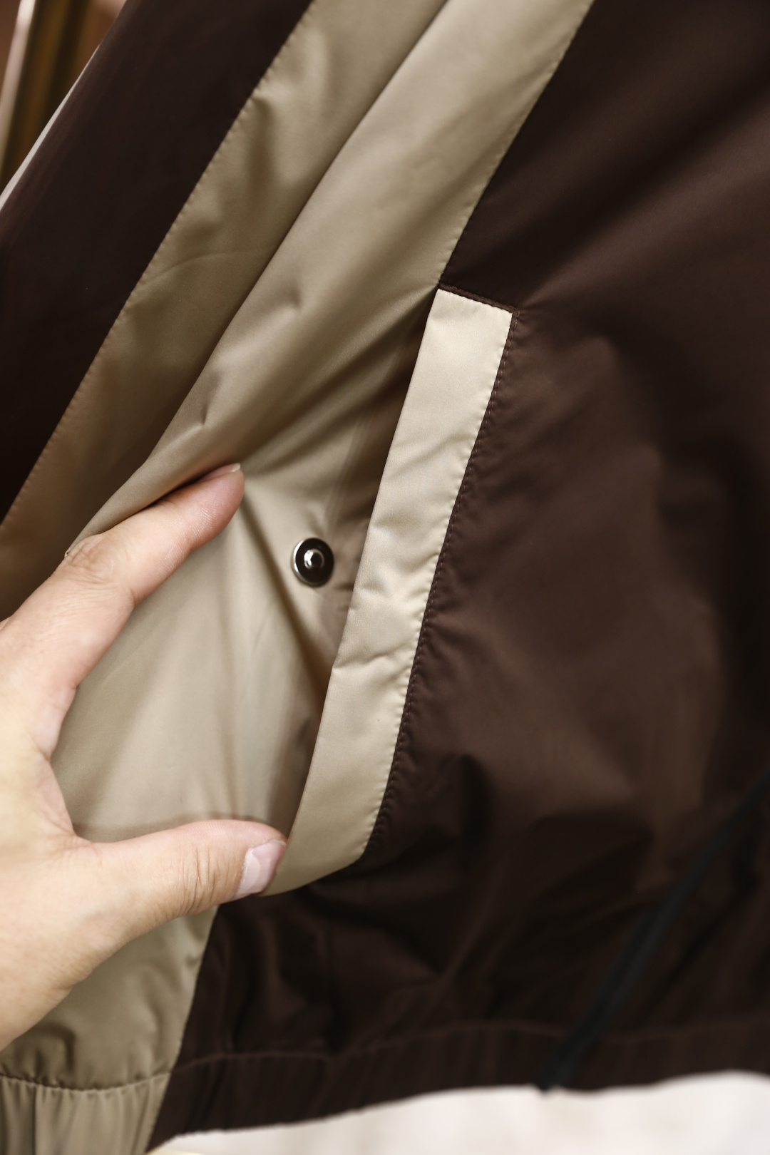 🔥lP🆕.2025秋冬新品！时尚男士拼色羽绒棉服👍奢华经典品牌LOGO设计 细节非常讲究 品味轻熟男最爱