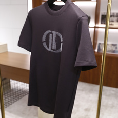 🔥迪奥/Christian D*or.2025秋冬新款🆕时尚男士圆领短袖T恤,采用柔软细腻的棉质面料,触 🔥迪奥/Christian D*or.2025秋冬新款🆕时尚男士圆领短袖T恤,采用柔软细腻的棉质面料,触
