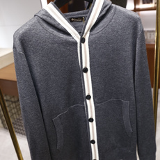 🔥lP🆕.25秋季新品😎时尚男士针织连帽开衫,采用柔软细腻的针织面料,触感舒适且富有弹性,能很好地贴合身 🔥lP🆕.25秋季新品😎时尚男士针织连帽开衫,采用柔软细腻的针织面料,触感舒适且富有弹性,能很好地贴合身