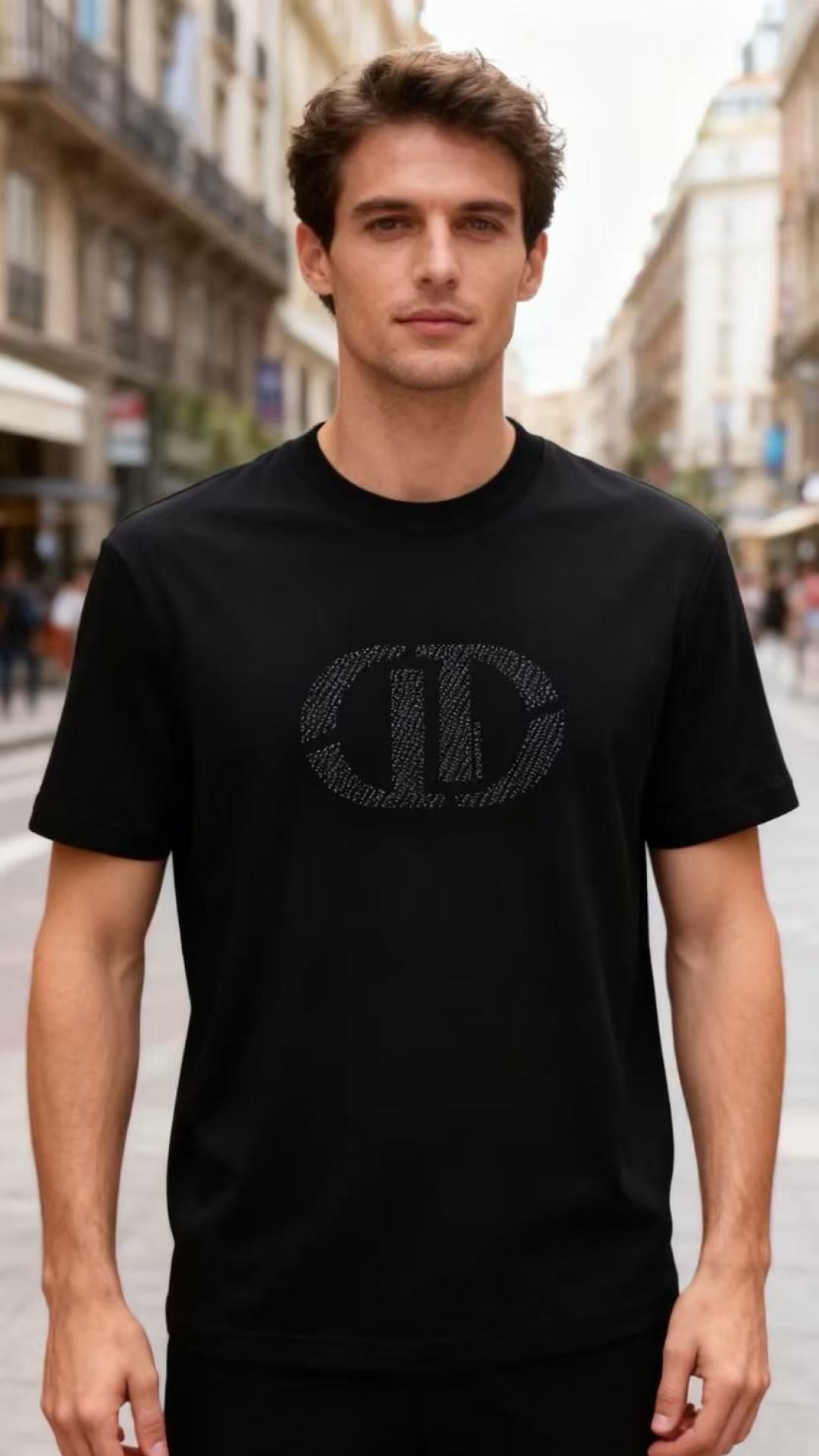 🔥迪奥/Christian D*or.2025秋冬新款🆕时尚男士圆领短袖T恤，采用柔软细腻的棉质面料，触