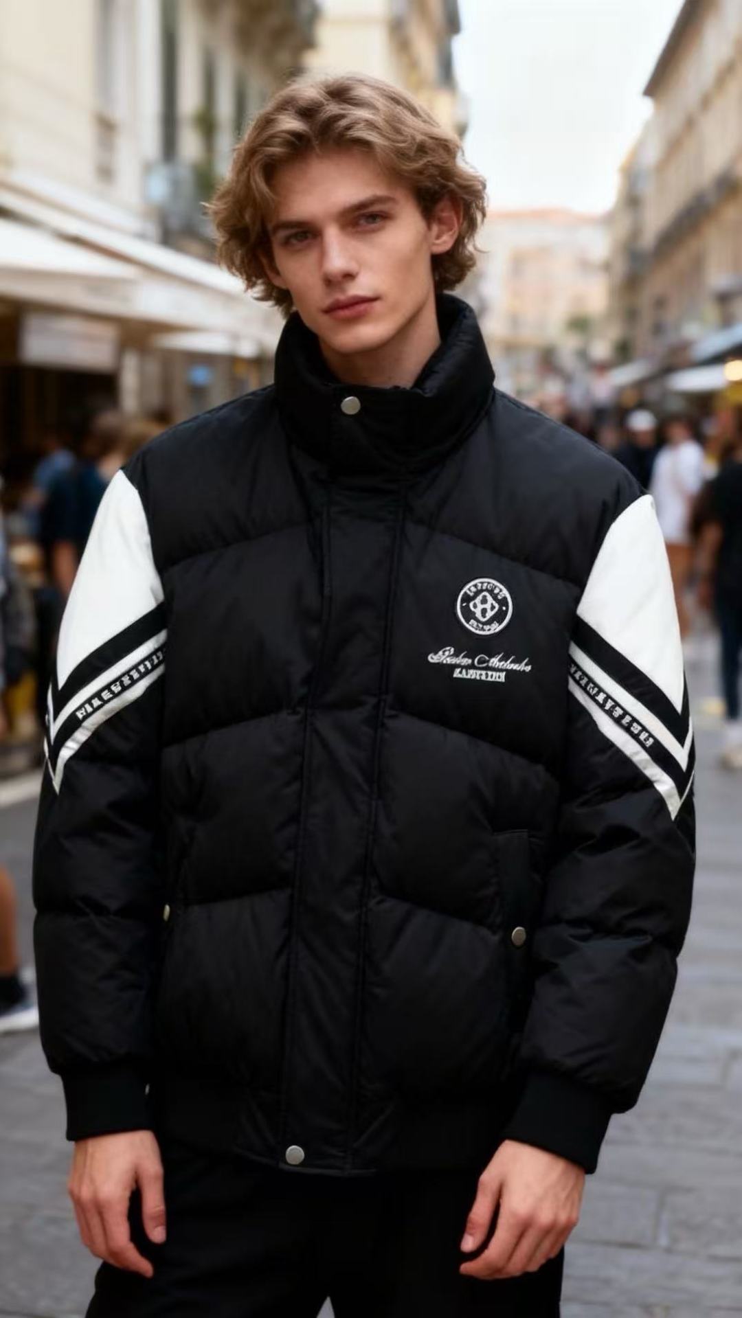 NO:626438,Original order. New style for autumn and winter! Fashionable men's black and white spliced ​​stand-collar down jacket. The main body is black quilted design. The sleeves are decorated with white splicing blocks and the brand's customized LOGO logo stripes. The chest is equipped with a luxurious customized pattern design! The overall style is trendy and casual. It is filled with fluffy white duck down to ensure warmth. It is suitable for daily outings, casual gatherings and other scenes in autumn and winter. It has both fashion sense and practicality! Sizes 48-56, shipped next day! ,,down jacket,alexander wang19860909原單. 秋冬新款！时尚男士黑白色拼接的立领羽绒服,主体为黑色绗缝设计,衣袖融入白色拼接块与品牌定制LOGO标识条纹装饰,胸前搭配奢华定制图案设计！整体风格偏向潮流休闲,采用蓬松白鸭绒填充保证保暖性,适配秋冬日常出街、休闲聚会等场景,兼具时尚感与实用性！尺码48-56,隔天出货！,,down jacket,alexander wang,Men's clothing