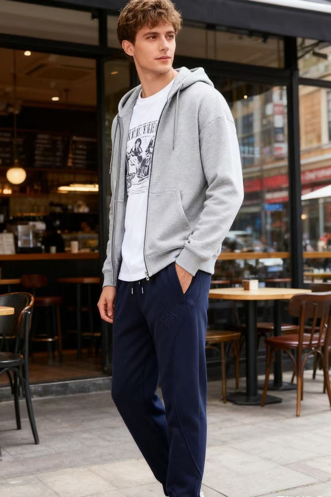 NO:656180,Given*/Give*chy. 2025 new autumn fashion men’s casual pants!  Made of imported comfortable and warm fabrics, luxurious classic brand LOGO design, the upper body is casual and comfortable!  The elastic waist cinch makes it a casual match without any sense of restraint!  The same product from overseas European counters, the upper body is fashionable and sporty, very low-key without losing the luxurious taste!  The stitching is meticulous and strong!  Perfect three-dimensional tailoring, highly recommended to purchase!  Counter sizes 30-38, 35 available!  Ships next day!  ,,givenchy,givenchy,alexander wang19860909纪梵*/Give*chy. 2025秋季时尚新品男士休闲裤！采用进口舒适保暖面料,奢华经典品牌LOGO设计 上身随意舒服！松紧腰收口休闲搭配无束缚感！海外欧洲专柜同品,上身时尚运动显时尚,很低调且不失奢华品味！车工缝线细致而强悍！完美立体剪裁,强烈推荐购入货色！专柜尺码30-38,有35！隔天出货！,,givenchy,givenchy,alexander wang,Men's clothing