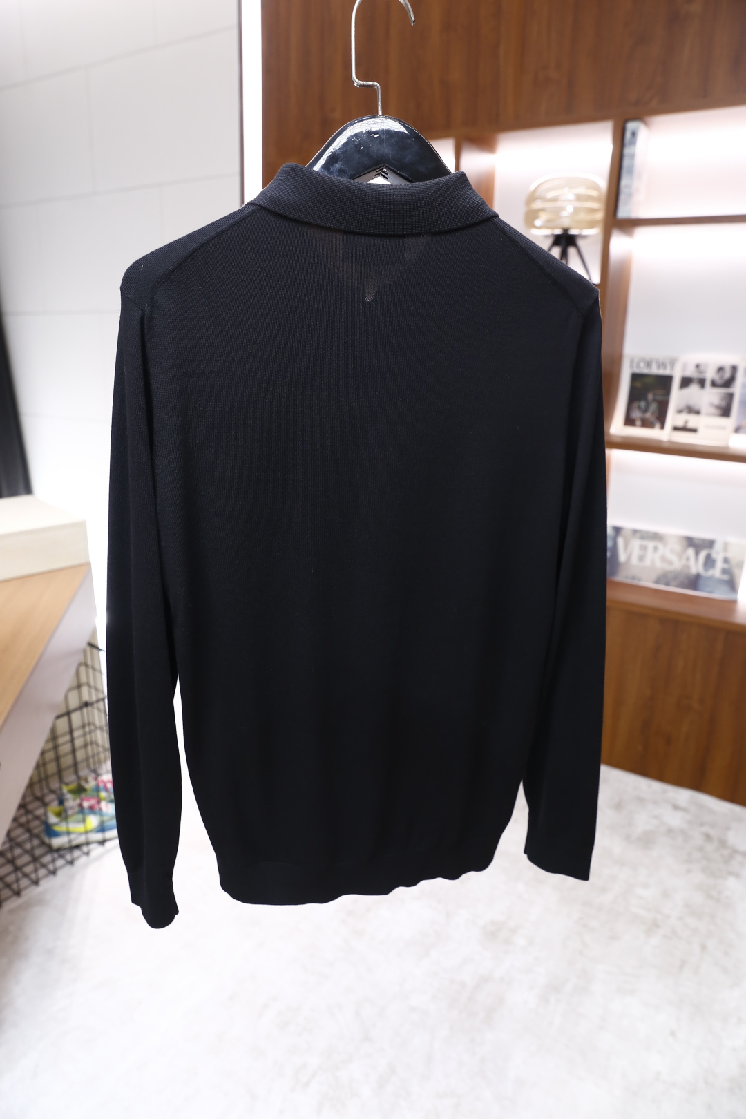 🔥Kiton.25秋季新款！时尚男士长袖针织Polo衫，整体采用细腻的针织面料打造，质感柔软且垂坠感良好