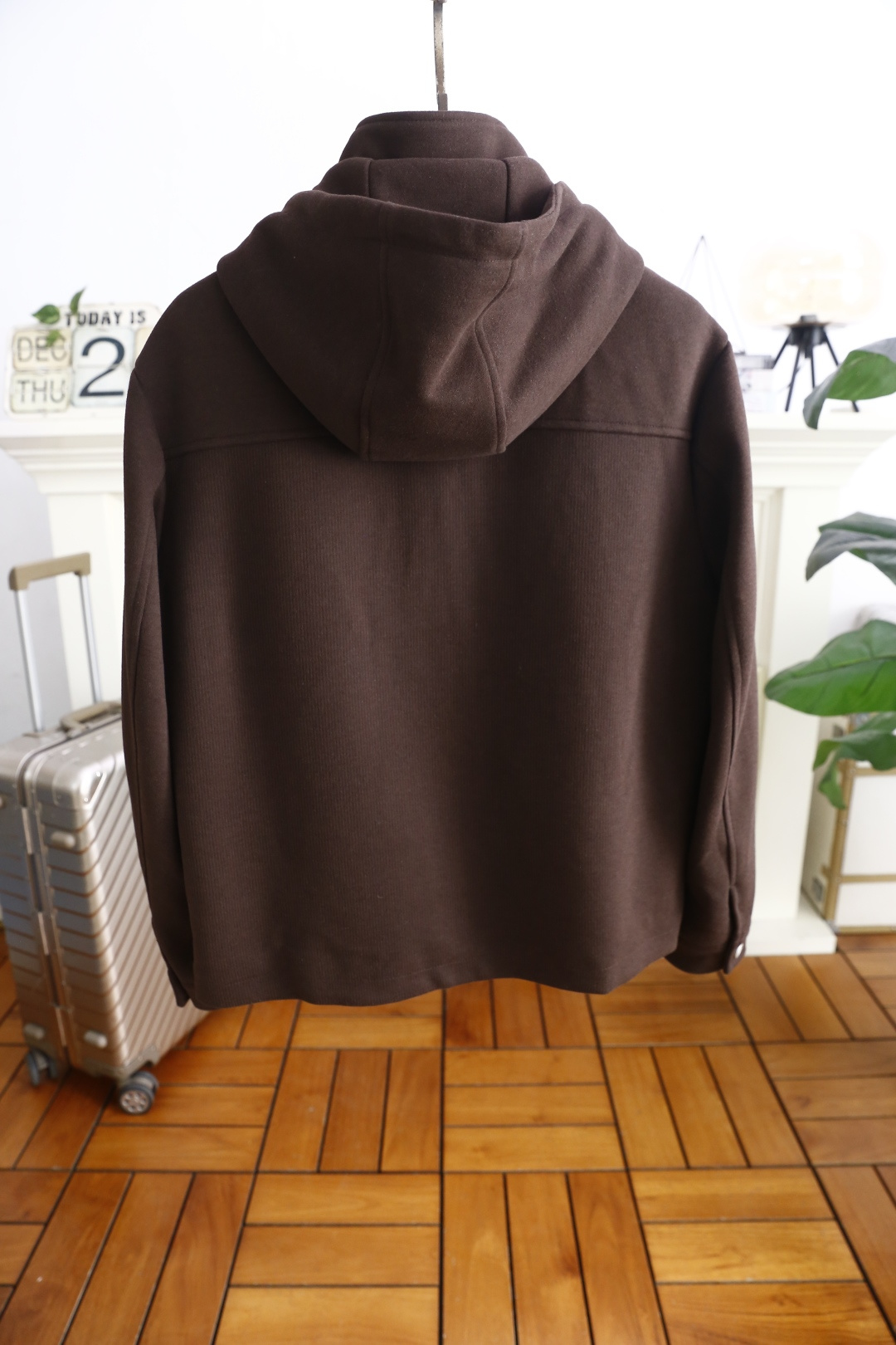 🔥Bc.25秋冬新款！时尚男士连帽拉链外套，整体为宽松合身版型，采用舒适保暖面料结合工艺打造，连帽设计搭