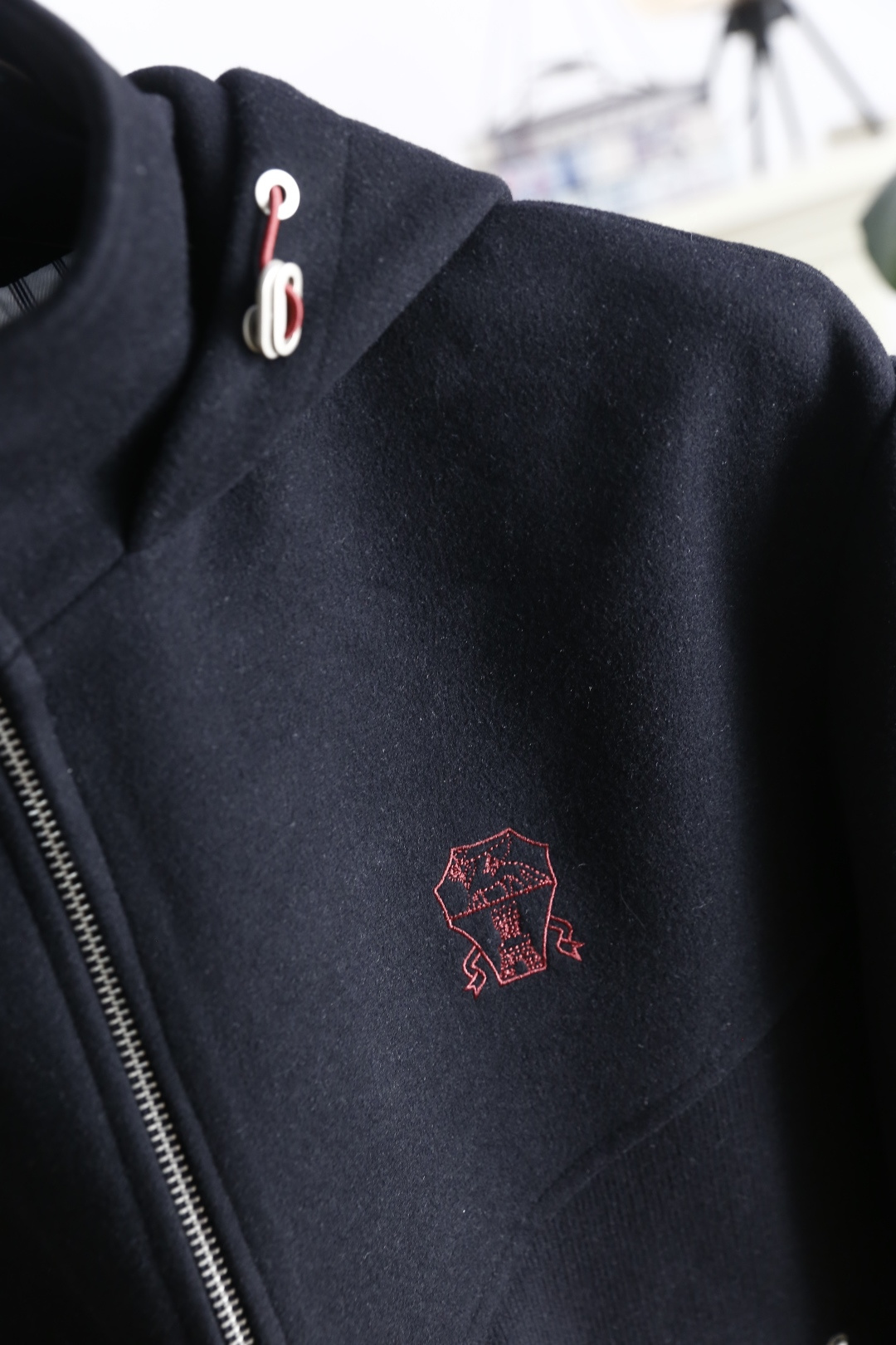 🔥Bc.25秋冬新款！时尚男士连帽拉链外套，整体为宽松合身版型，采用舒适保暖面料结合工艺打造，连帽设计搭