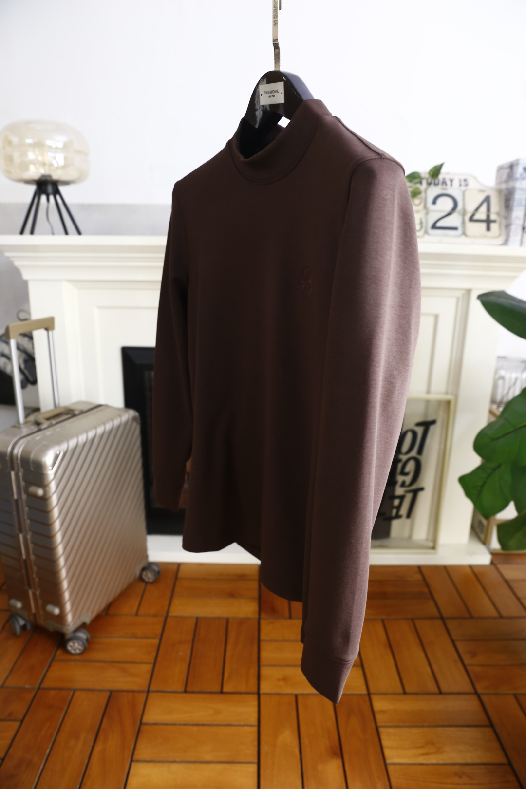 🔥lP🆕.25秋冬新款！时尚男士百搭半高领长袖上衣，采用莫代尔精梳棉羊毛混纺面料👍胸前品牌精致绣花字母L