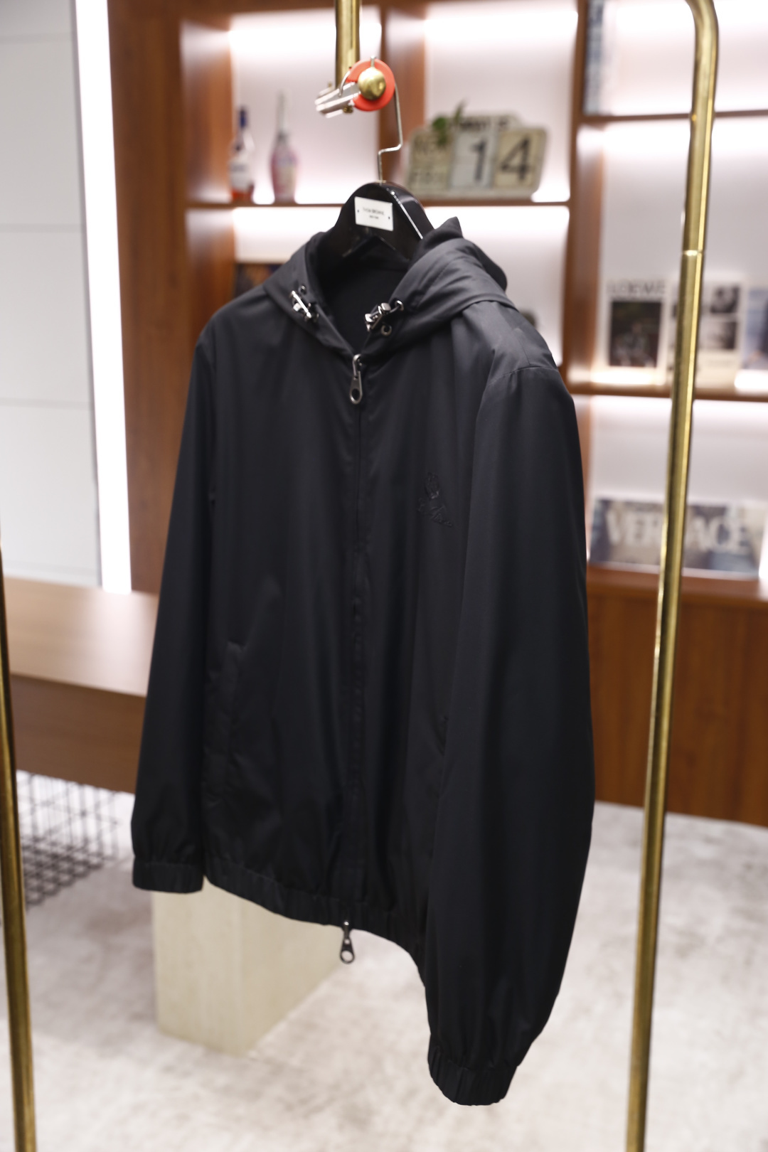 🔥lP🆕.2025秋冬新品🆕顶级原单男款双面可穿夹克！时尚连帽设计📸顶级私人订制面料，奢华经典品牌字母L