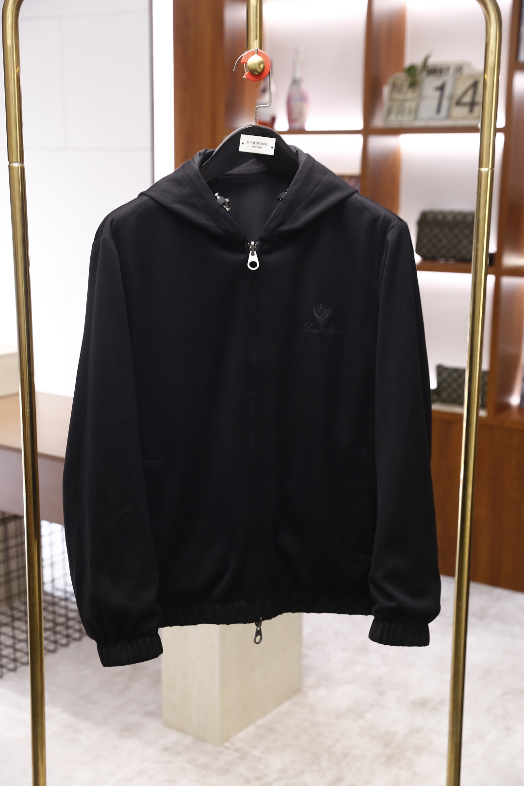 🔥lP🆕.2025秋冬新品🆕顶级原单男款双面可穿夹克！时尚连帽设计📸顶级私人订制面料，奢华经典品牌字母L