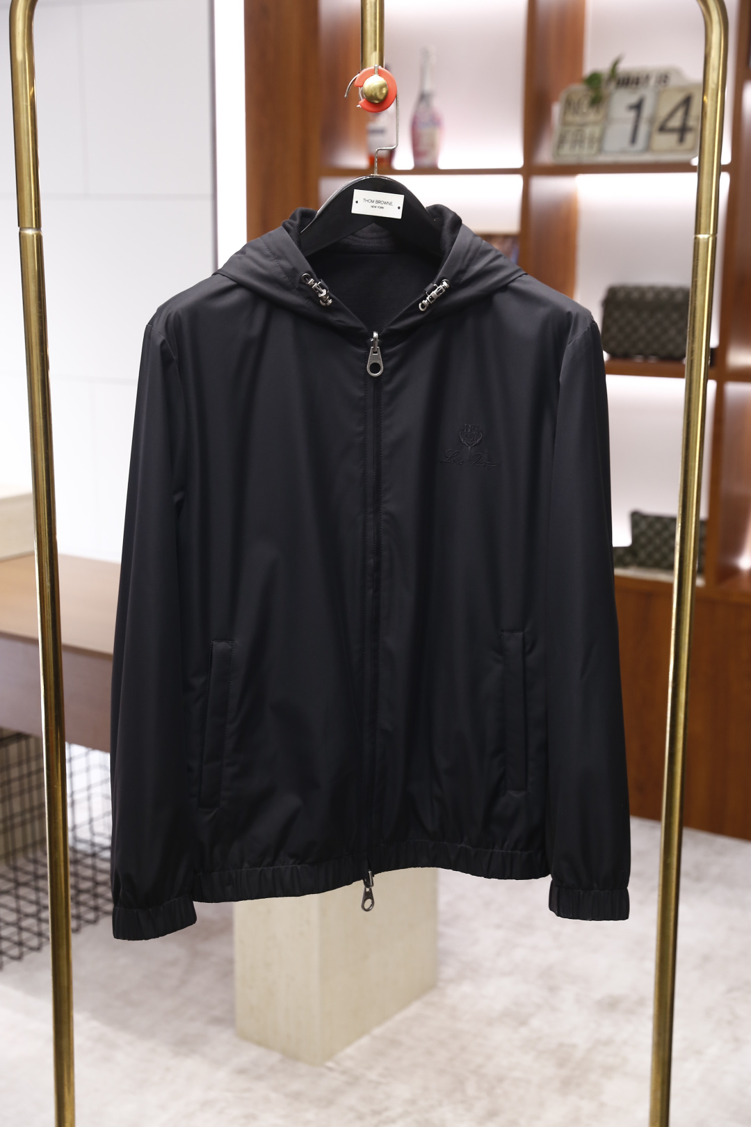 🔥lP🆕.2025秋冬新品🆕顶级原单男款双面可穿夹克！时尚连帽设计📸顶级私人订制面料，奢华经典品牌字母L