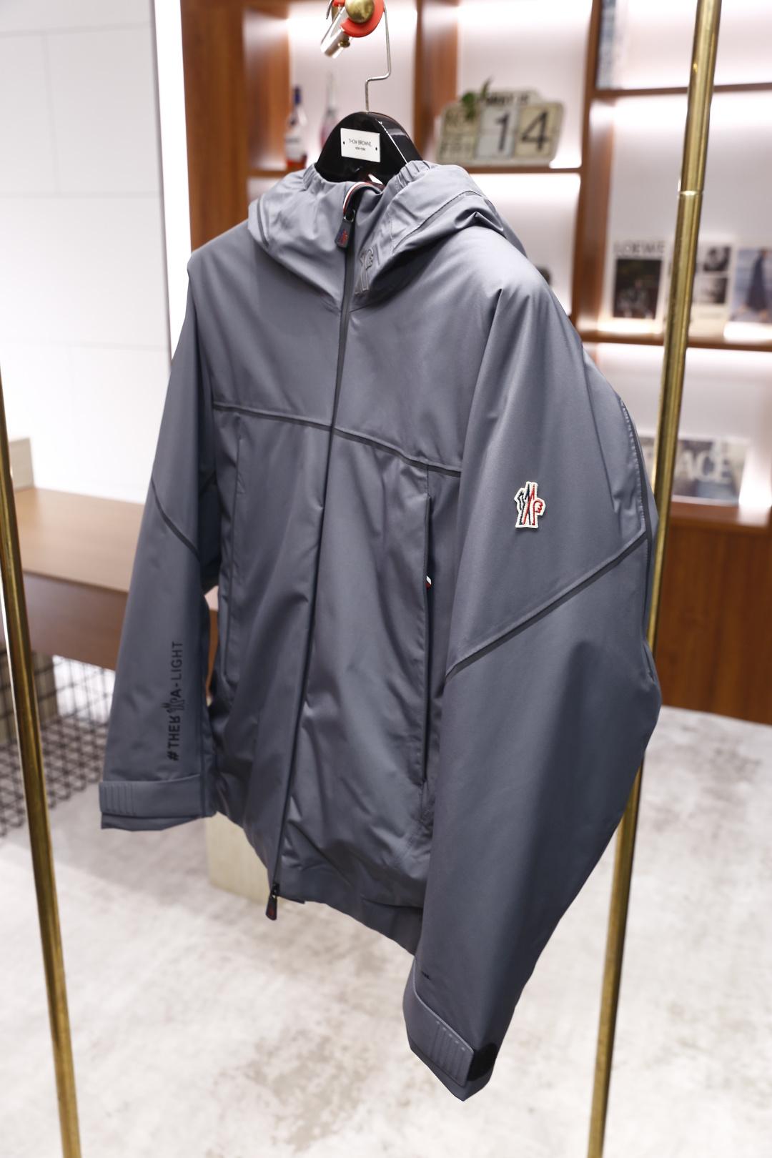 🔥蒙口/Mo*cler.2025秋冬新品！时尚男士翻领羽绒服外套！超级无敌保暖领口细节🔝时尚翻领设计👍🏻